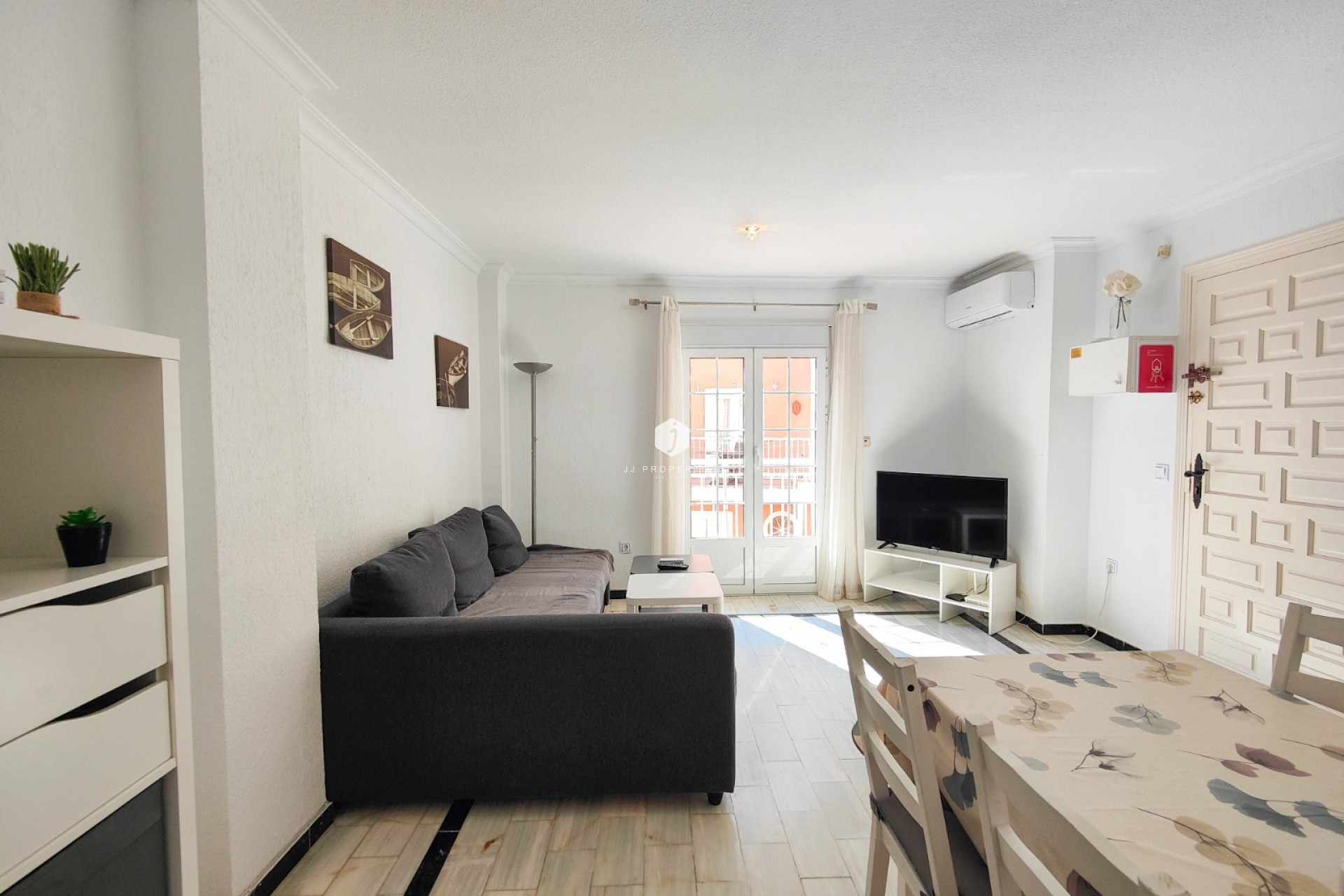 Aus zweiter Hand - Penthouse -
Torrevieja - Costa Blanca