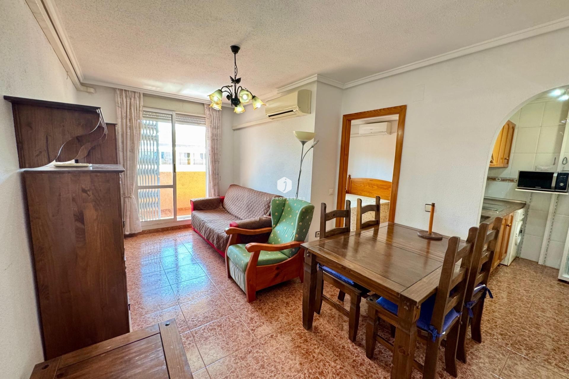 Aus zweiter Hand - Penthouse -
Torrevieja - Costa Blanca