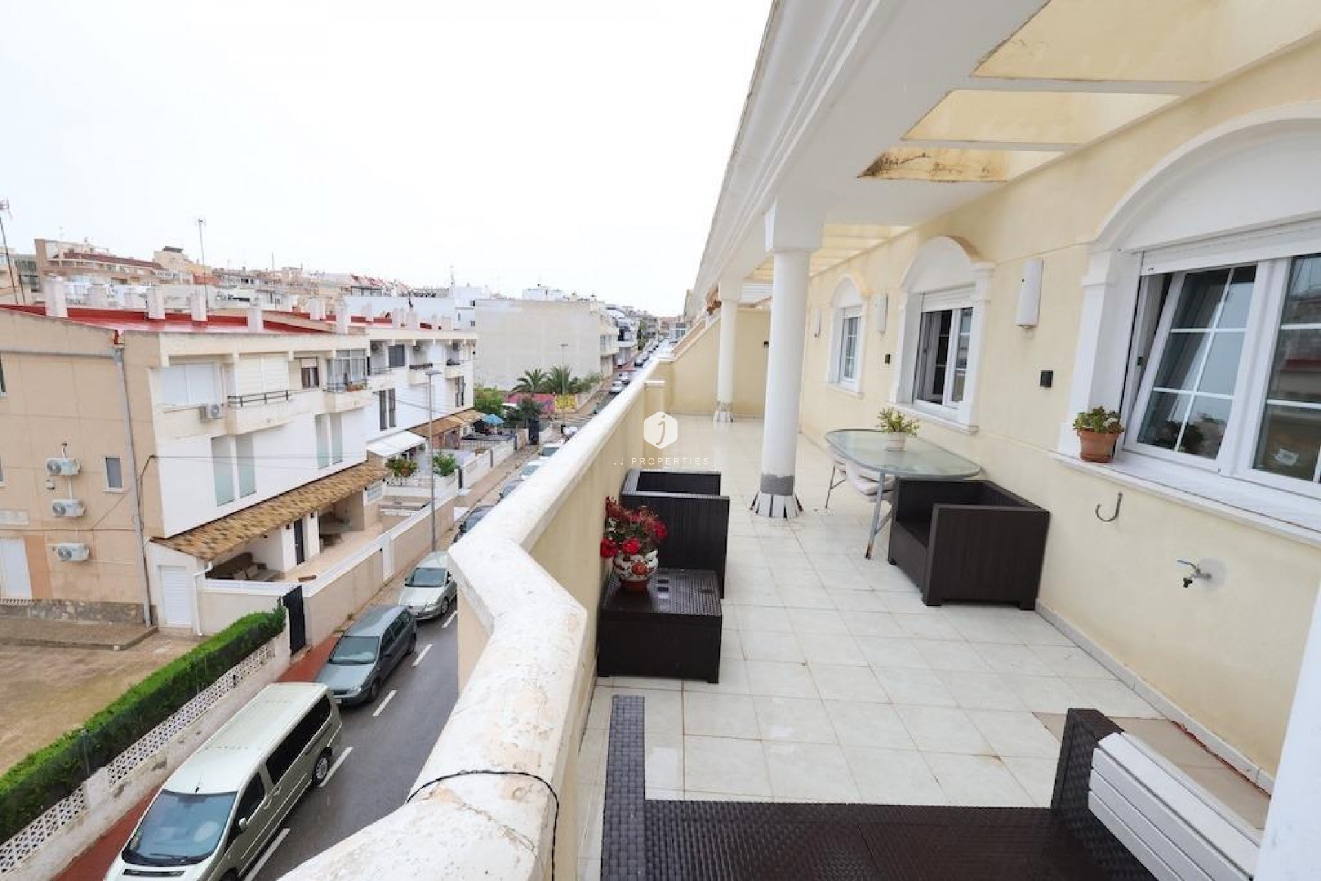 Aus zweiter Hand - Penthouse -
Torrevieja - Costa Blanca