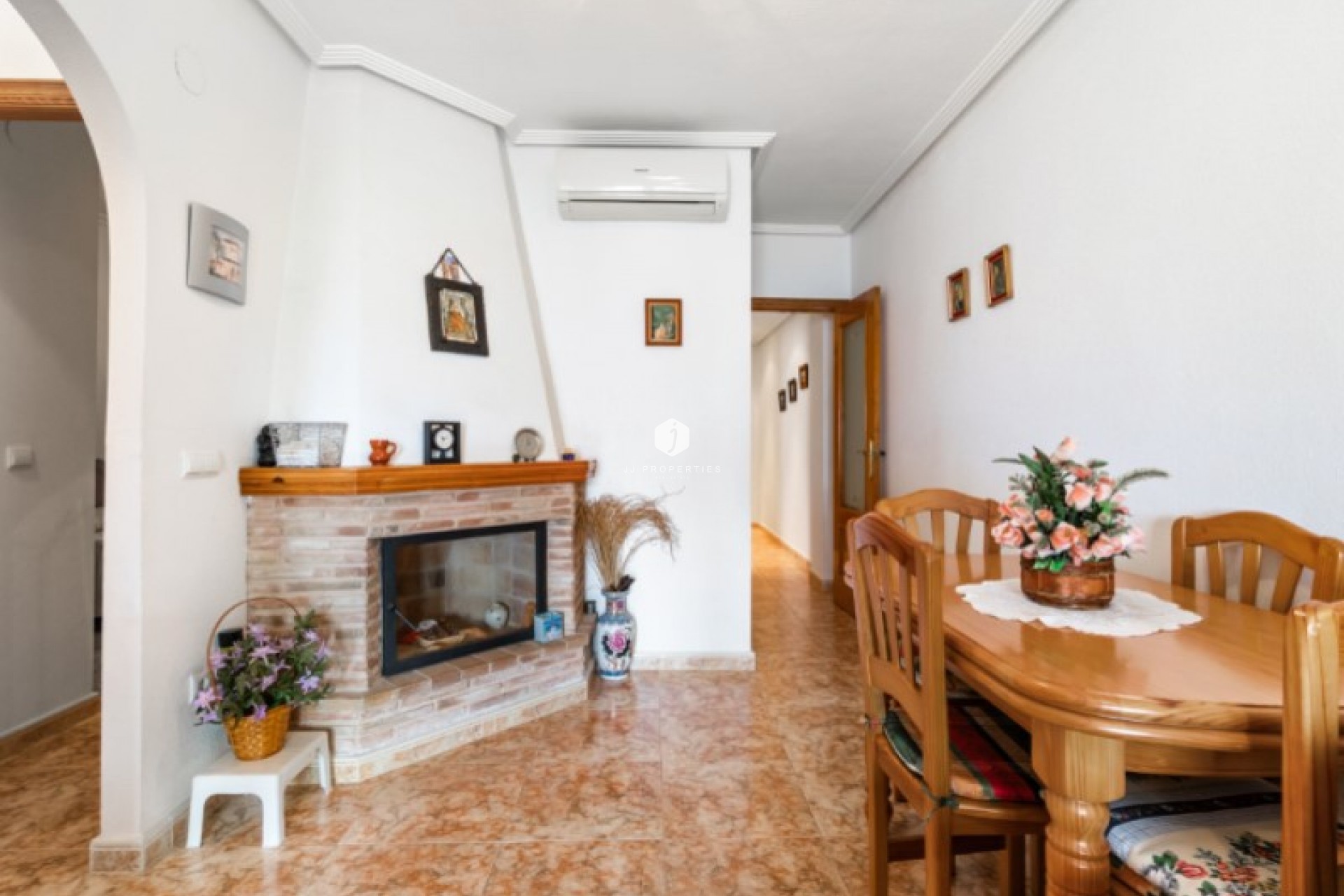 Aus zweiter Hand - Penthouse -
Torrevieja - Costa Blanca
