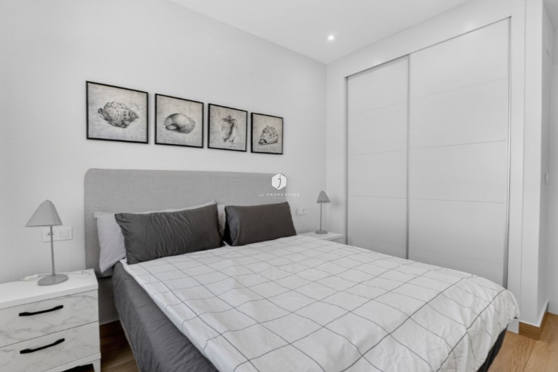 Aus zweiter Hand - Penthouse -
Torrevieja - Costa Blanca