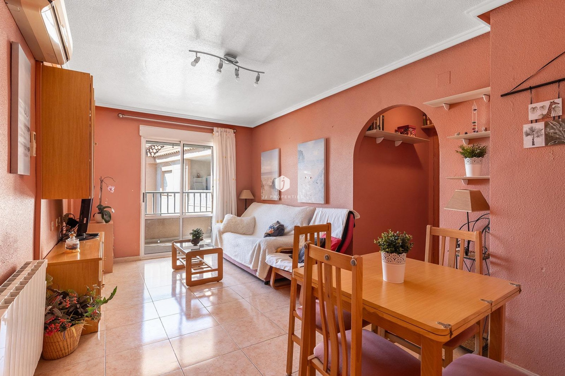 Aus zweiter Hand - Penthouse -
Torrevieja - El molino