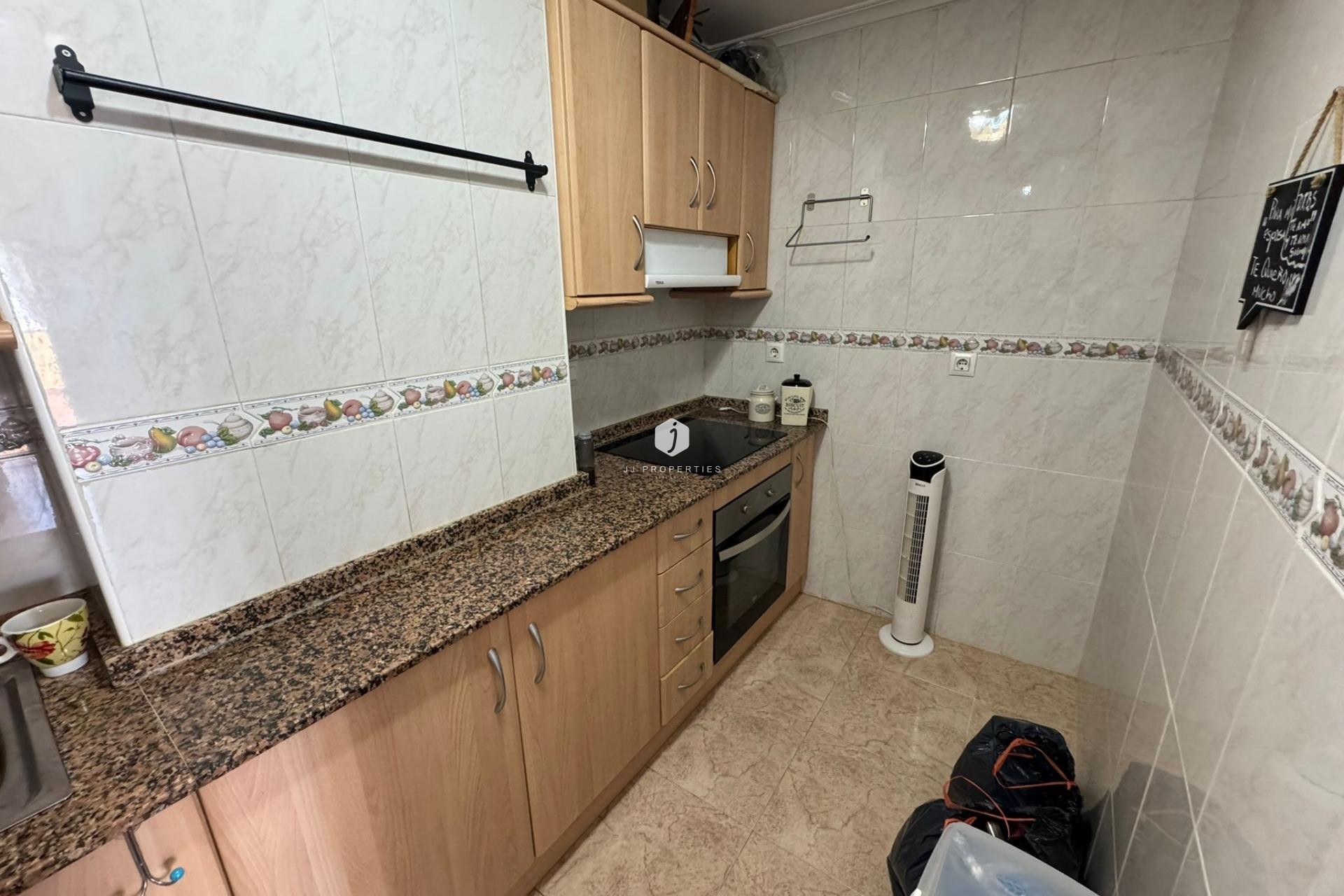 Aus zweiter Hand - Penthouse -
Torrevieja - Estacion de autobuses