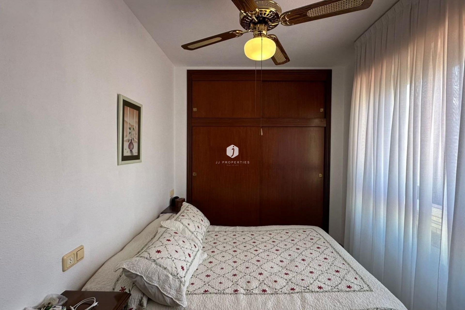 Aus zweiter Hand - Penthouse -
Torrevieja - Estacion de autobuses