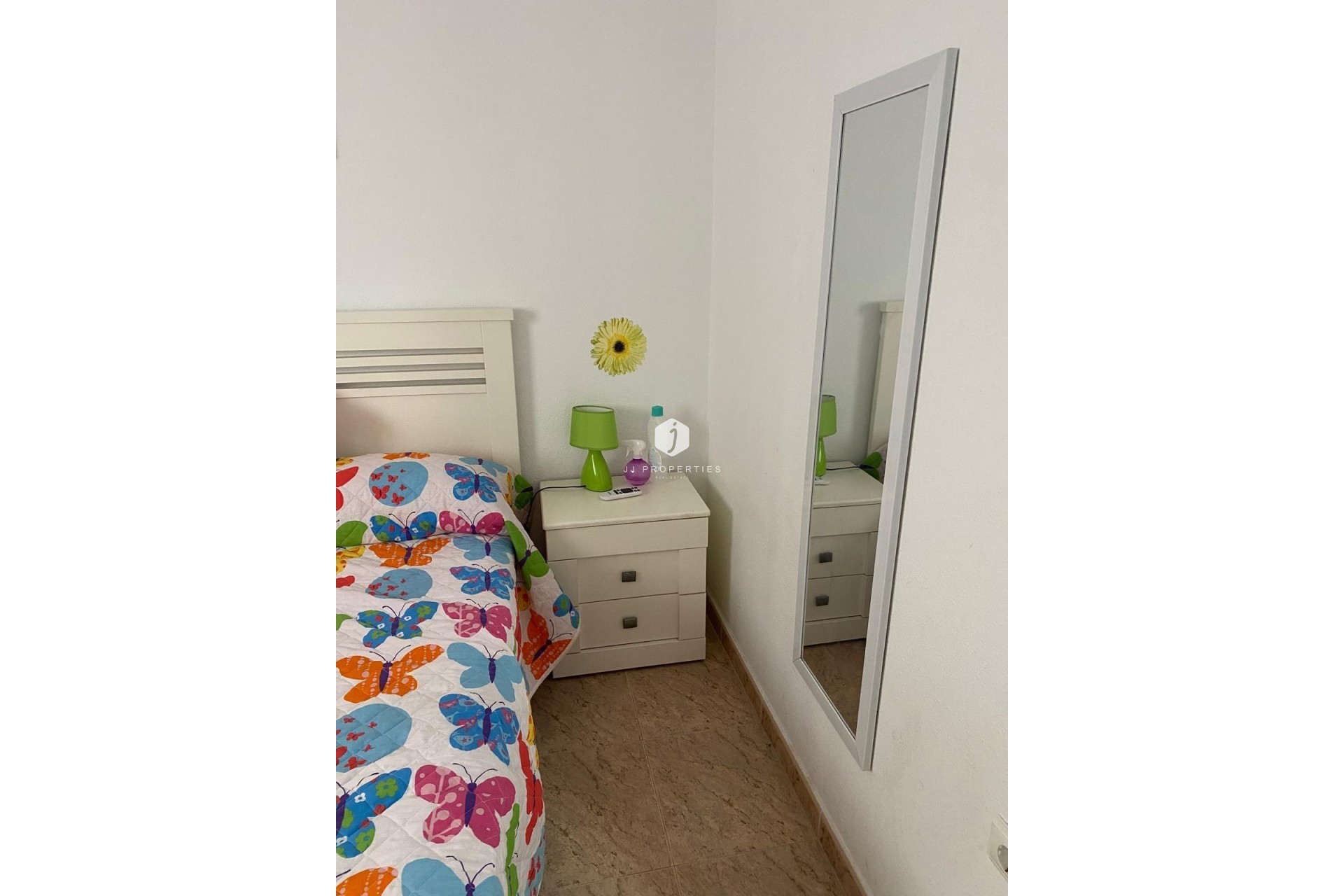 Aus zweiter Hand - Penthouse -
Torrevieja - Estacion de autobuses