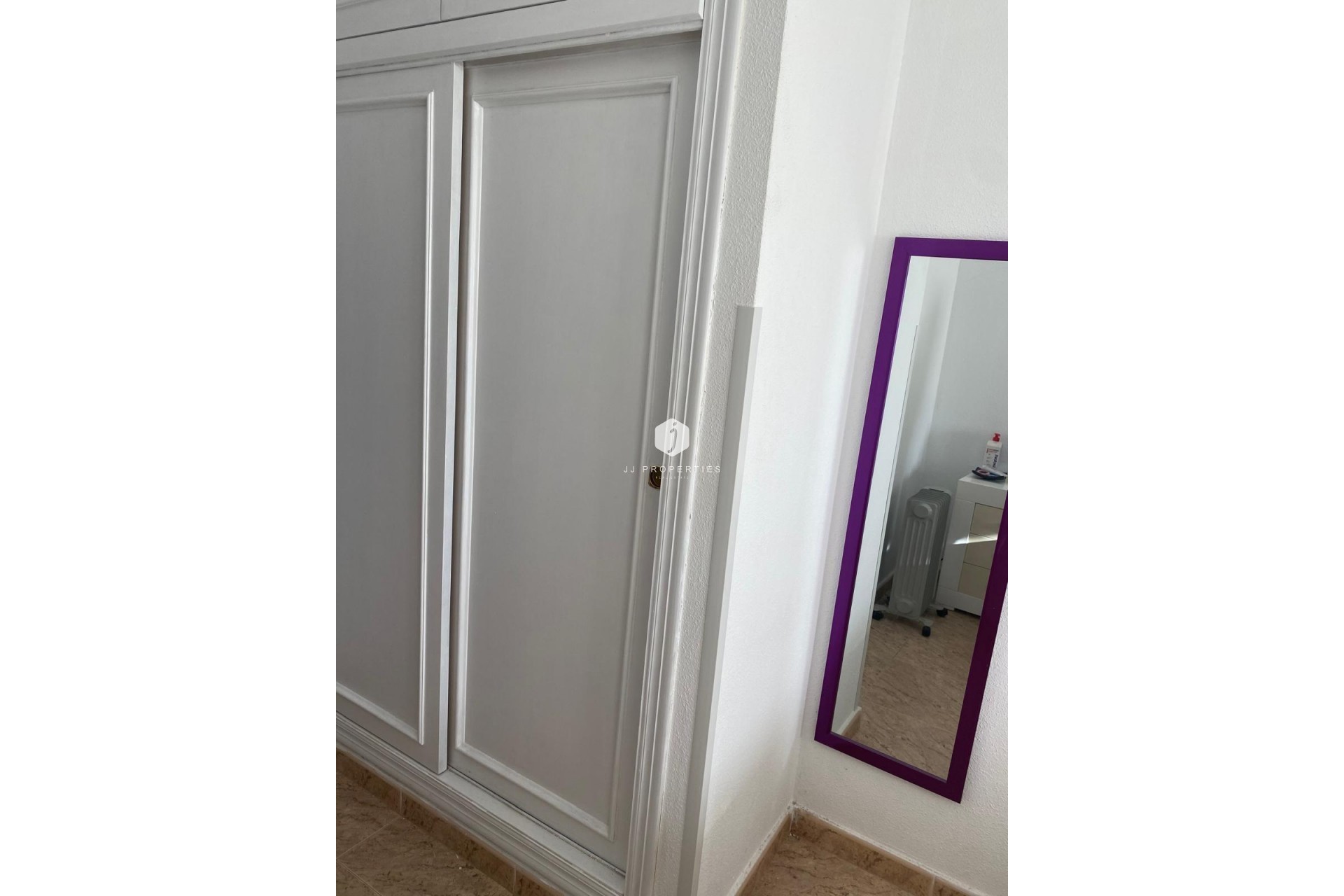 Aus zweiter Hand - Penthouse -
Torrevieja - Estacion de autobuses