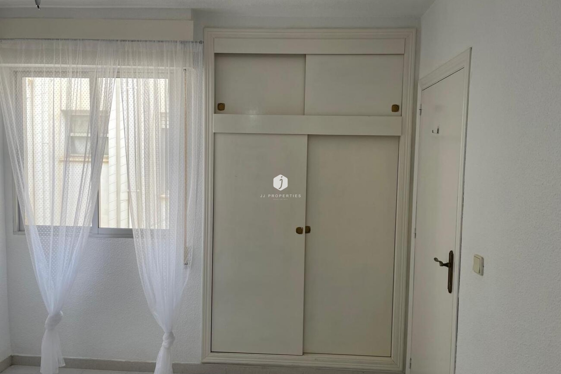 Aus zweiter Hand - Penthouse -
Torrevieja - LA LOMA