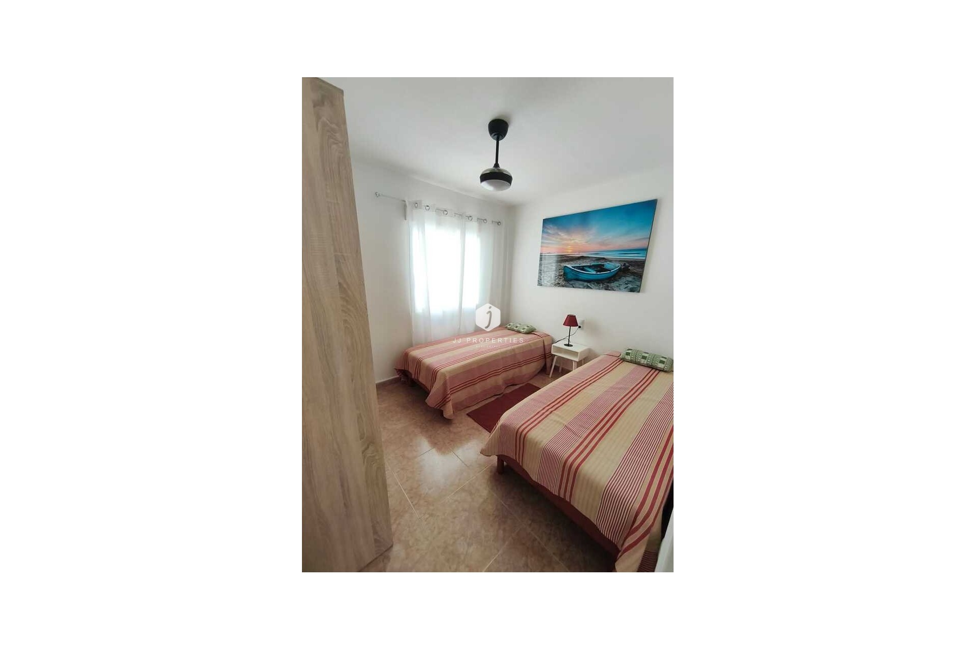 Aus zweiter Hand - Penthouse -
Torrevieja - PARQUE DE LAS NACIONES