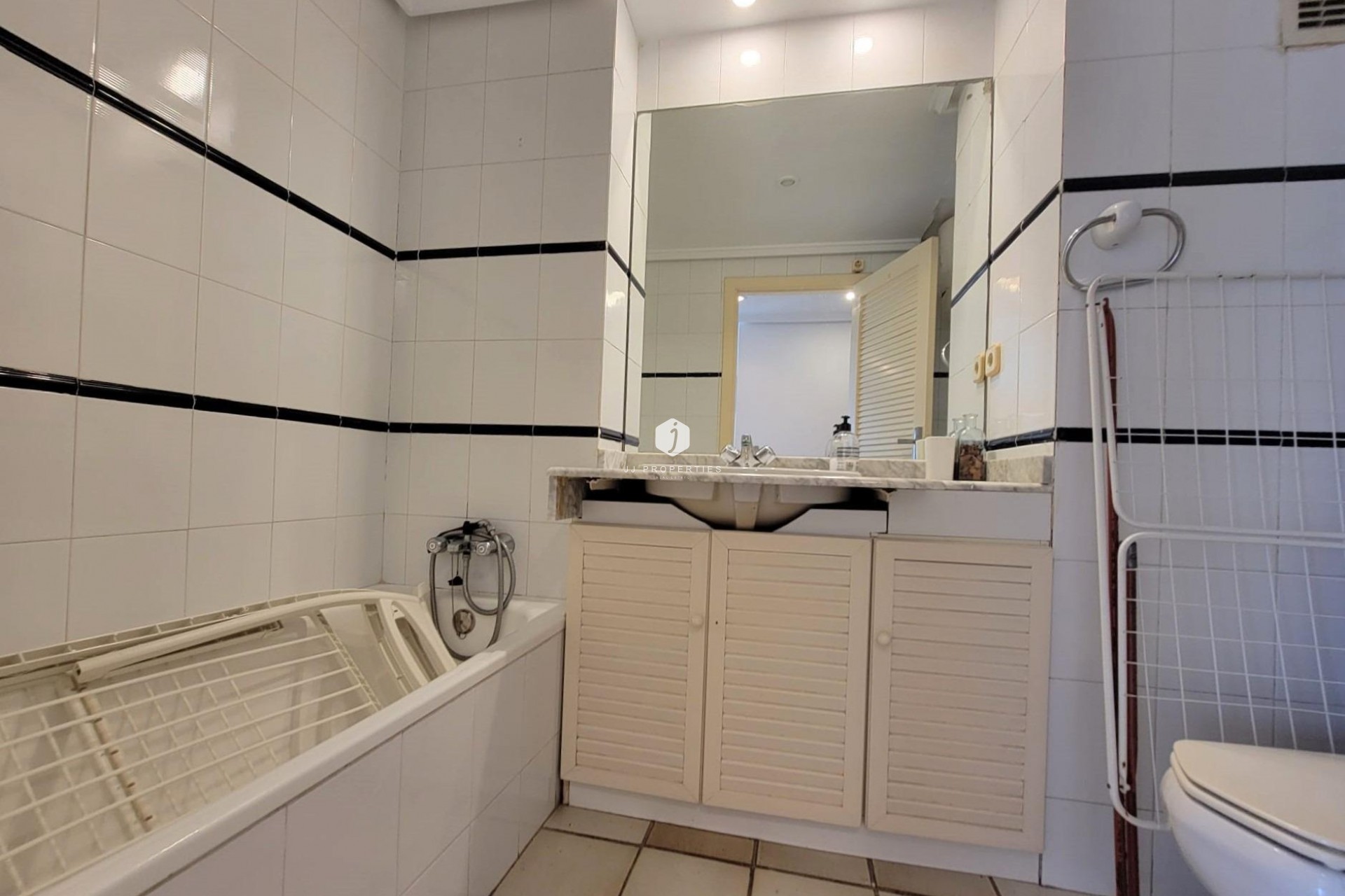 Aus zweiter Hand - Penthouse -
Torrevieja - Playa De La Mata