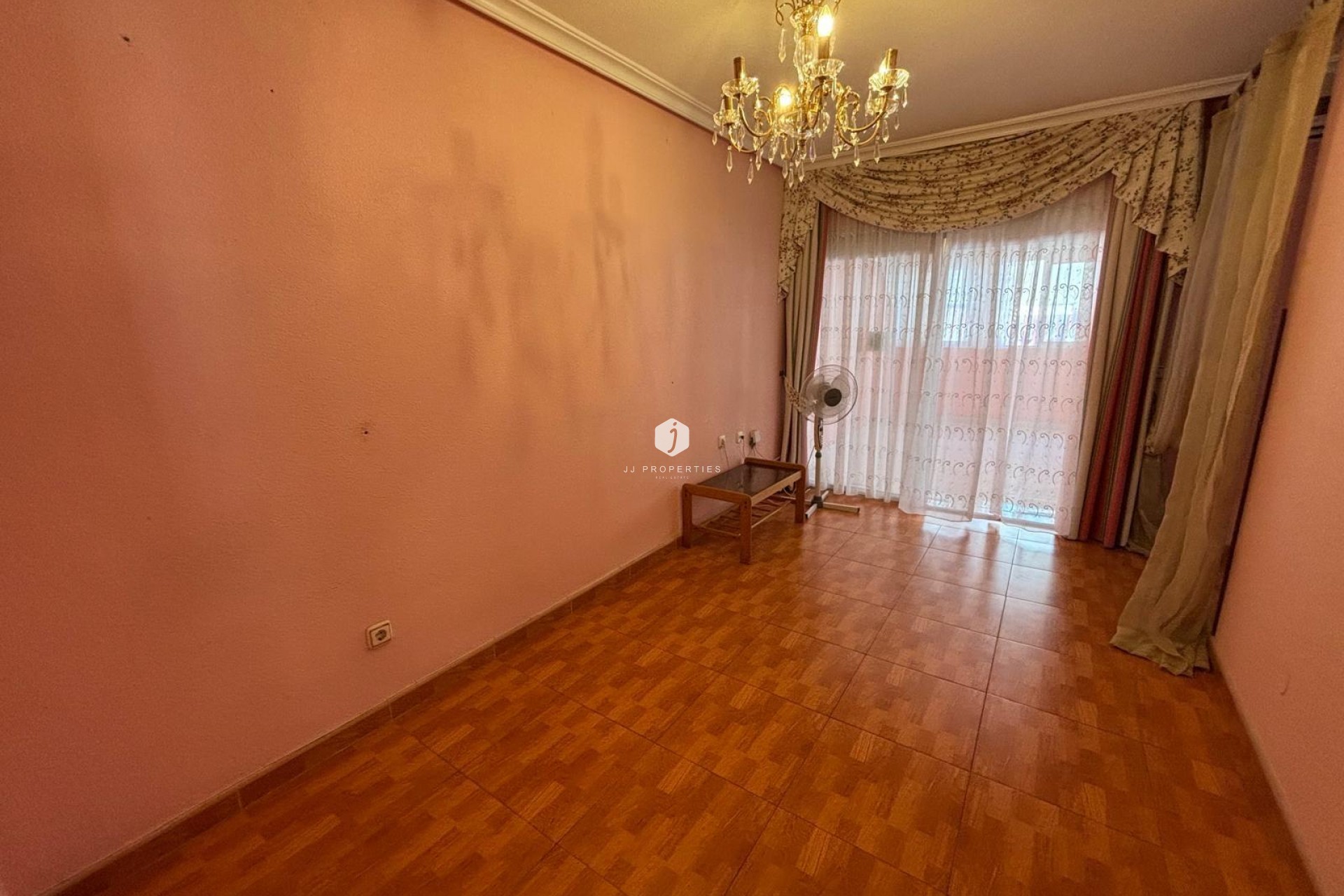 Aus zweiter Hand - Penthouse -
Torrevieja - Playa de los Naufragos