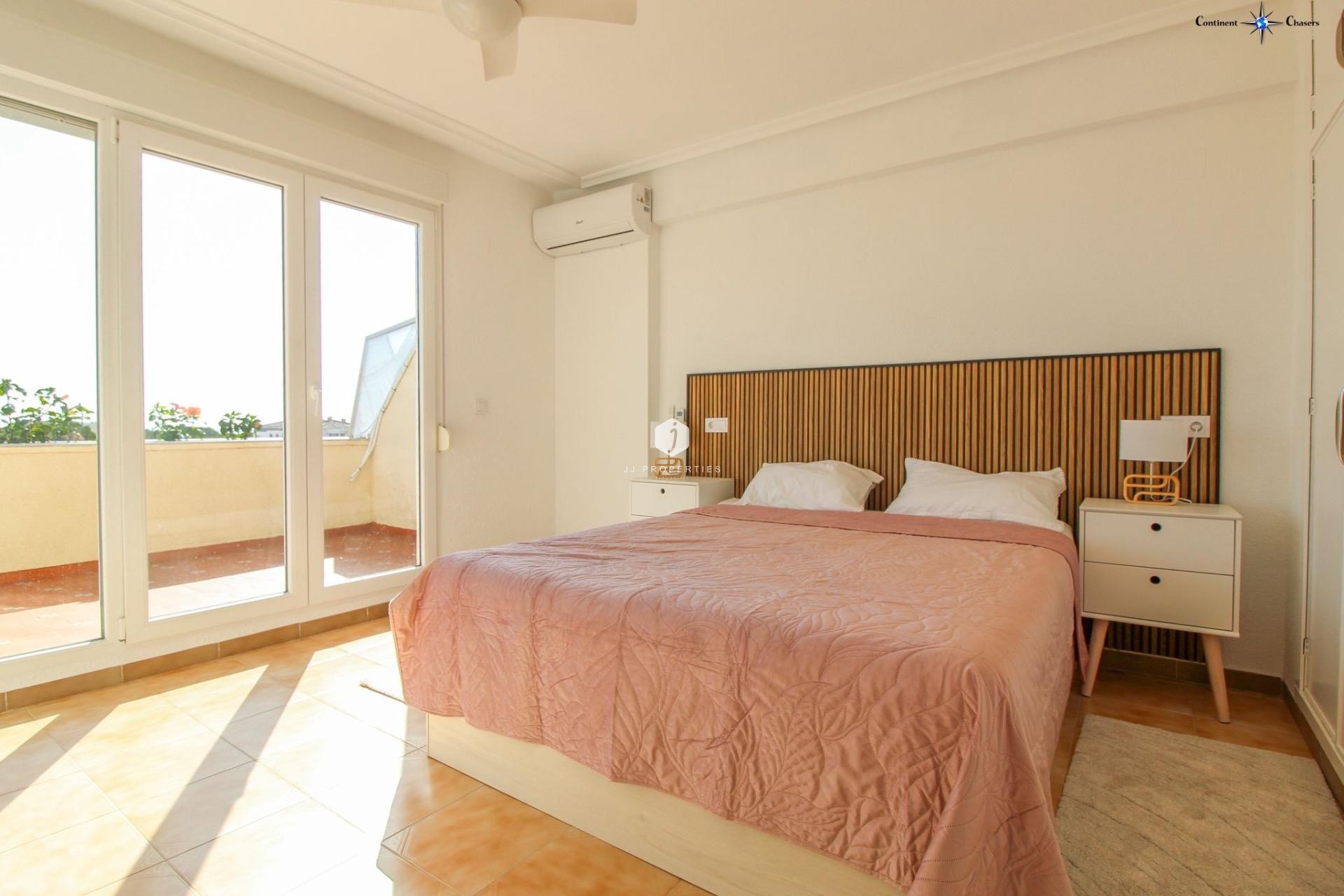 Aus zweiter Hand - Penthouse -
Torrevieja - Punta prima