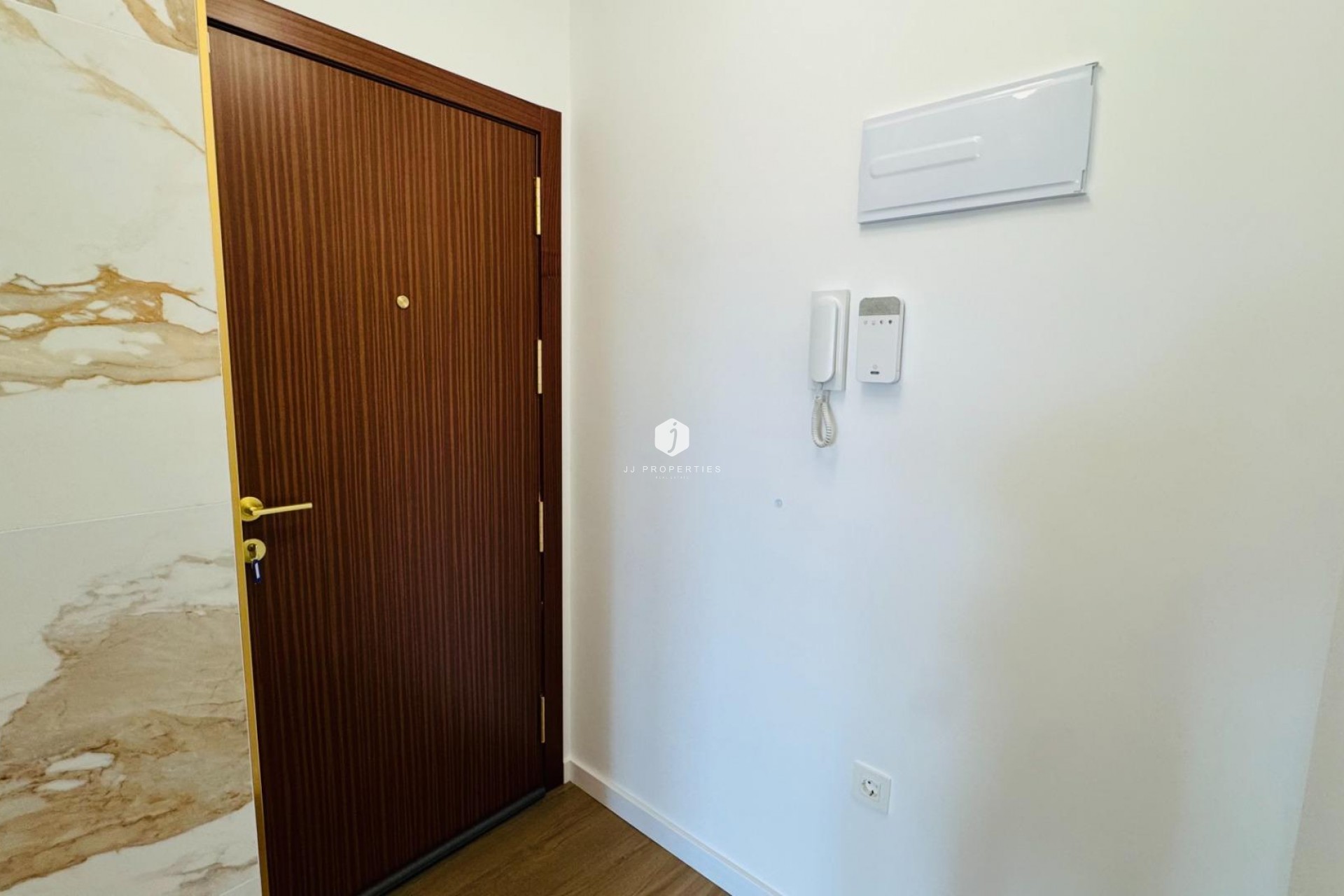Aus zweiter Hand - Penthouse -
Torrevieja - Punta prima