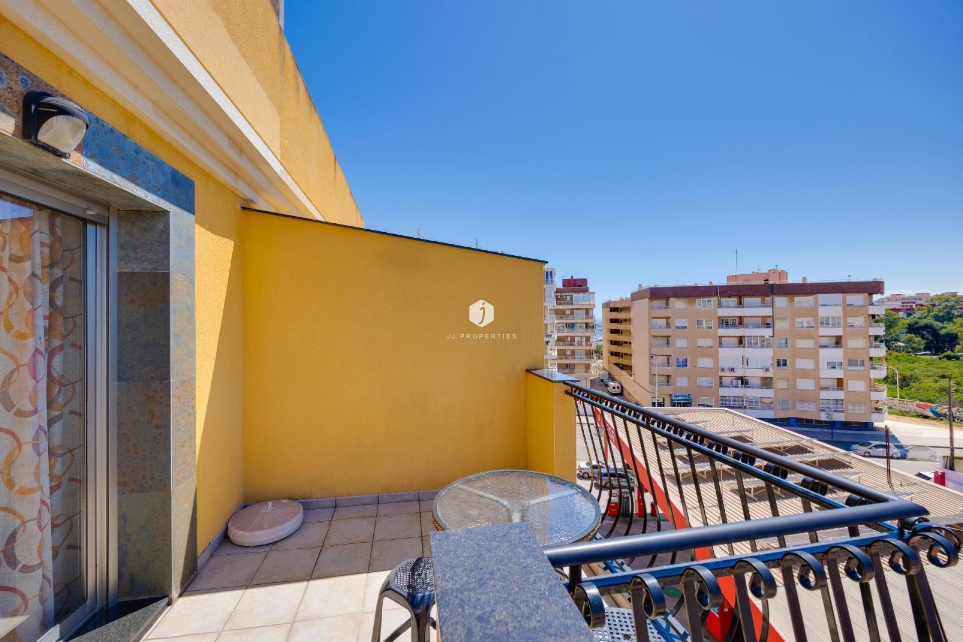 Aus zweiter Hand - Penthouse -
Torrevieja