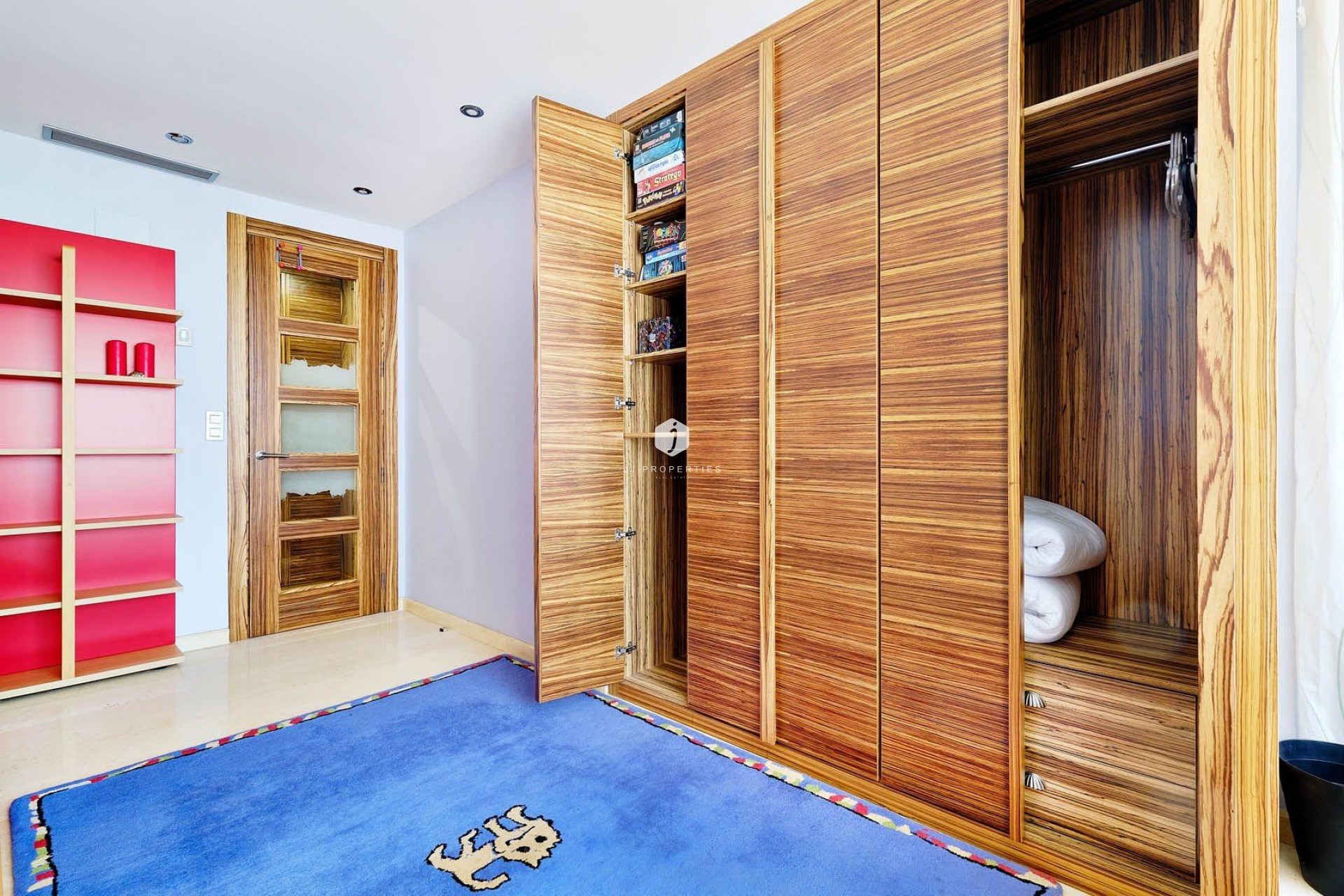 Aus zweiter Hand - Penthouse -
Torrevieja