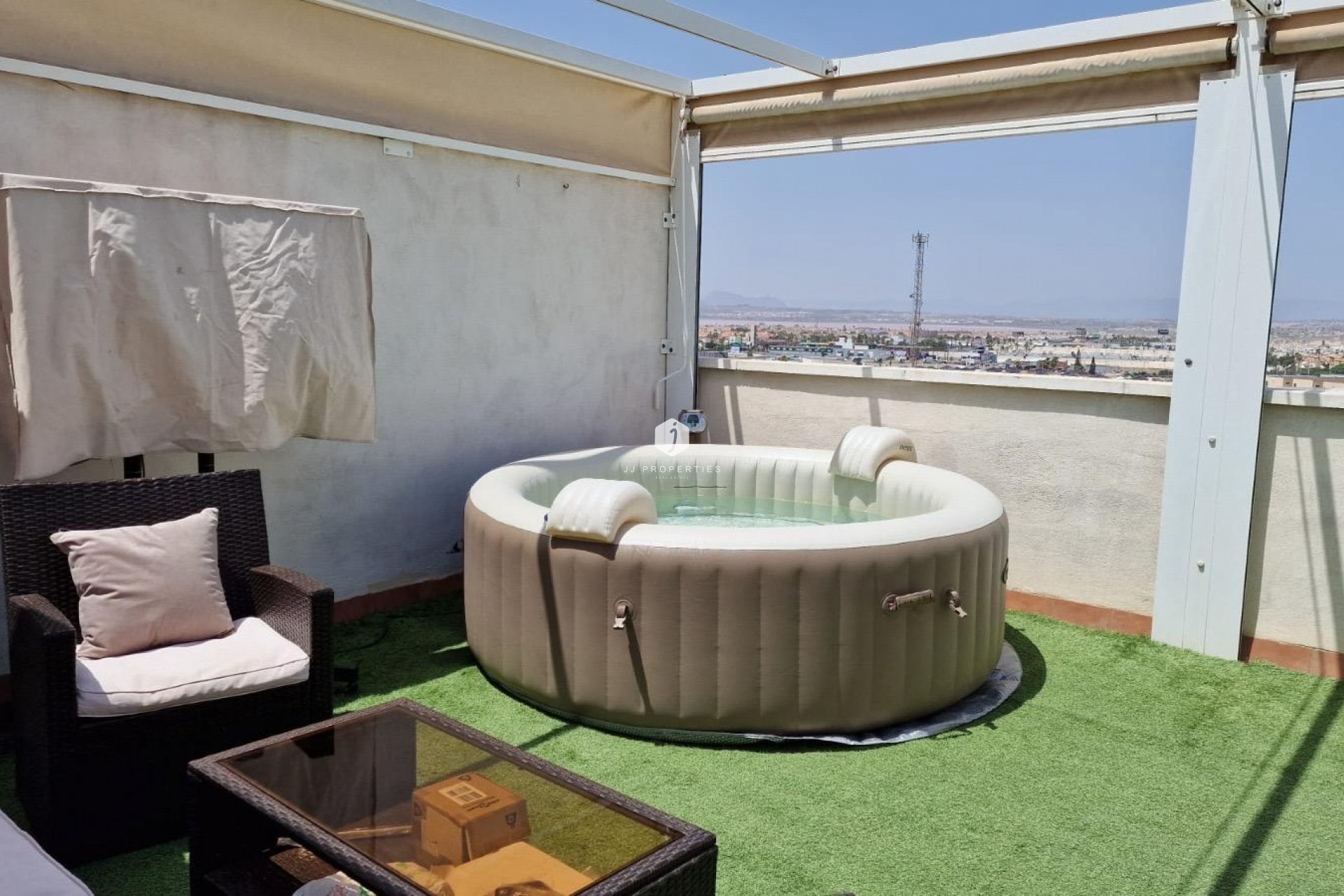 Aus zweiter Hand - Penthouse -
Torrevieja
