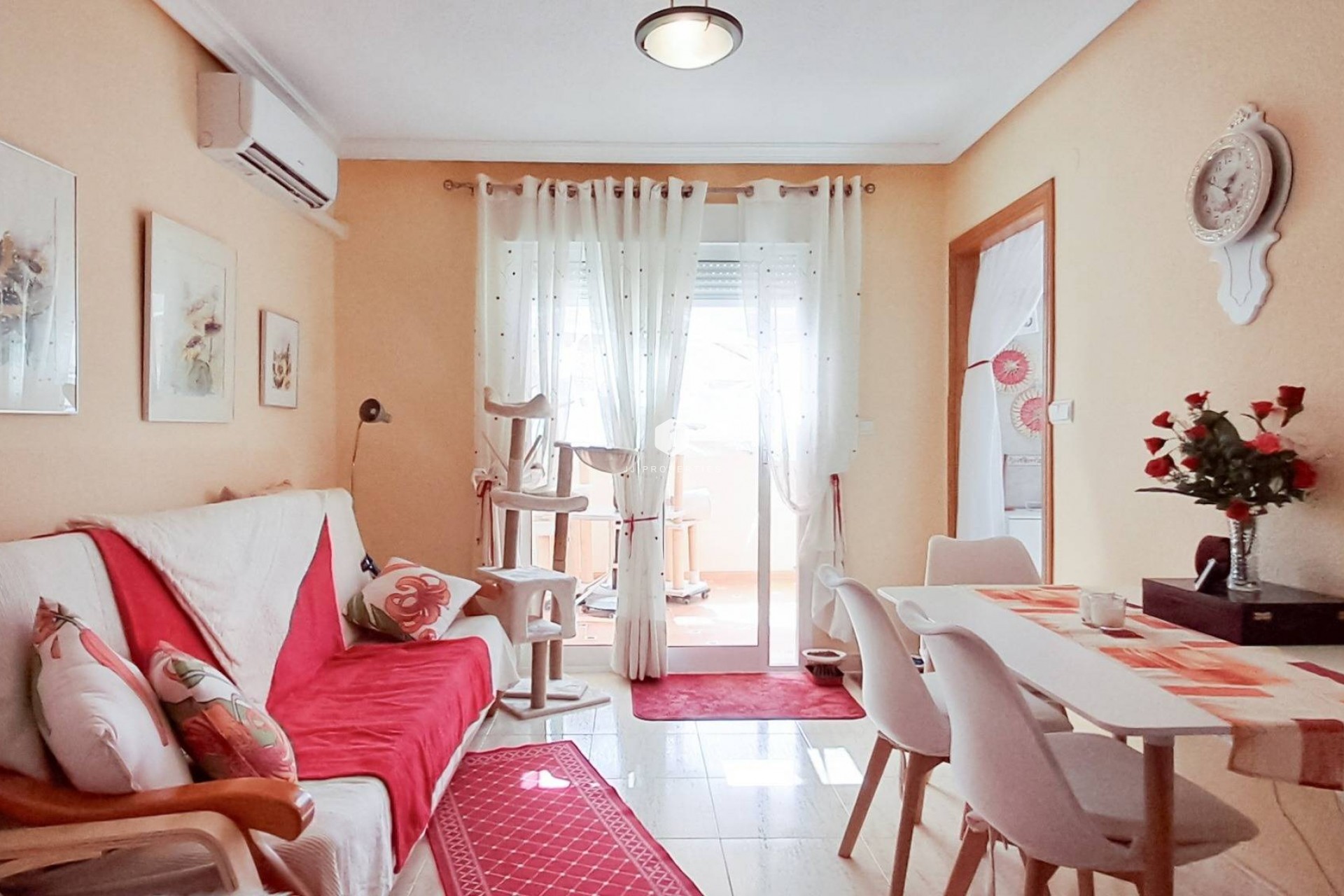 Aus zweiter Hand - Penthouse -
Torrevieja