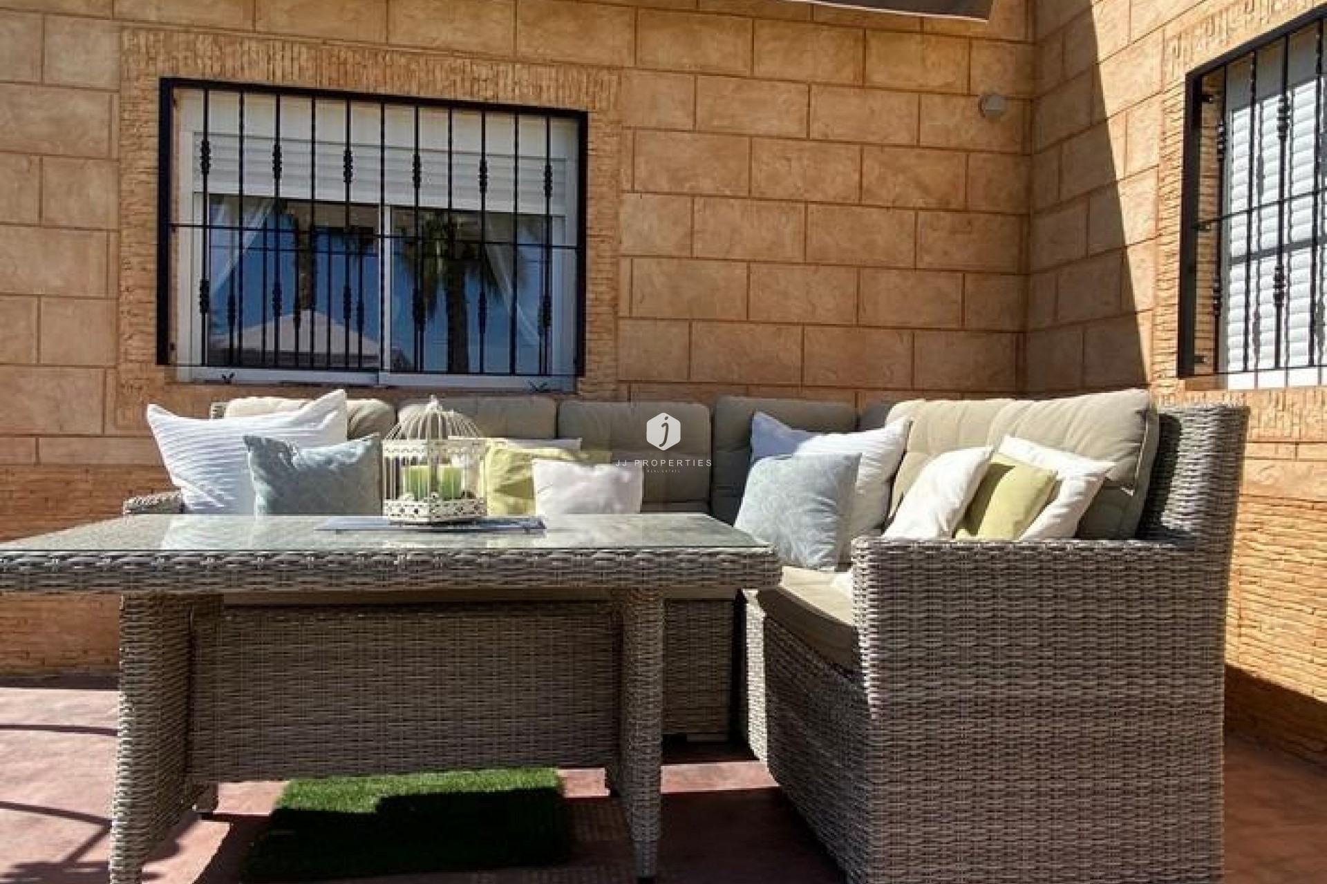 Aus zweiter Hand - Villa -
Albatera - Campo De Albatera