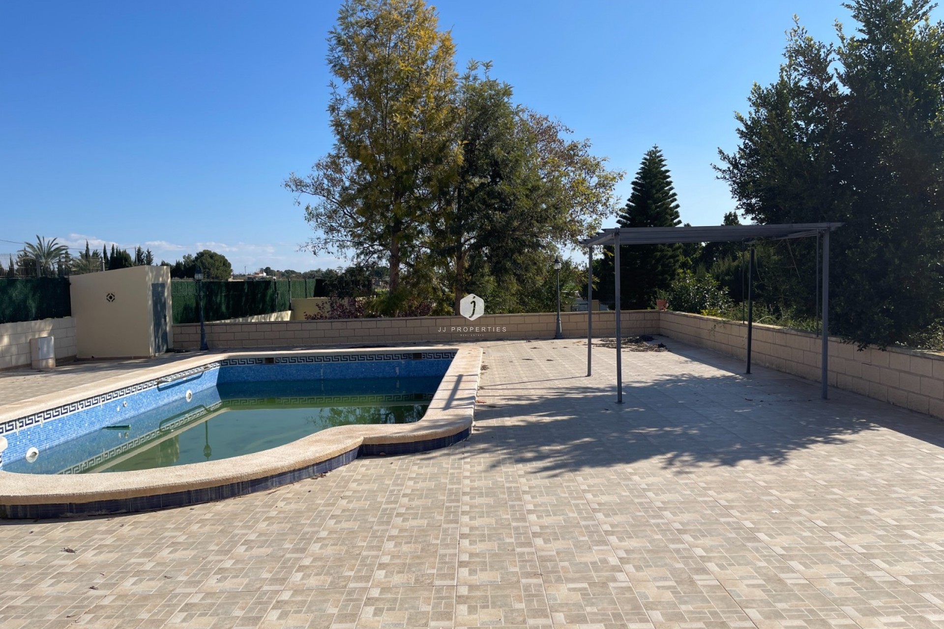 Aus zweiter Hand - Villa -
Albatera - Inland