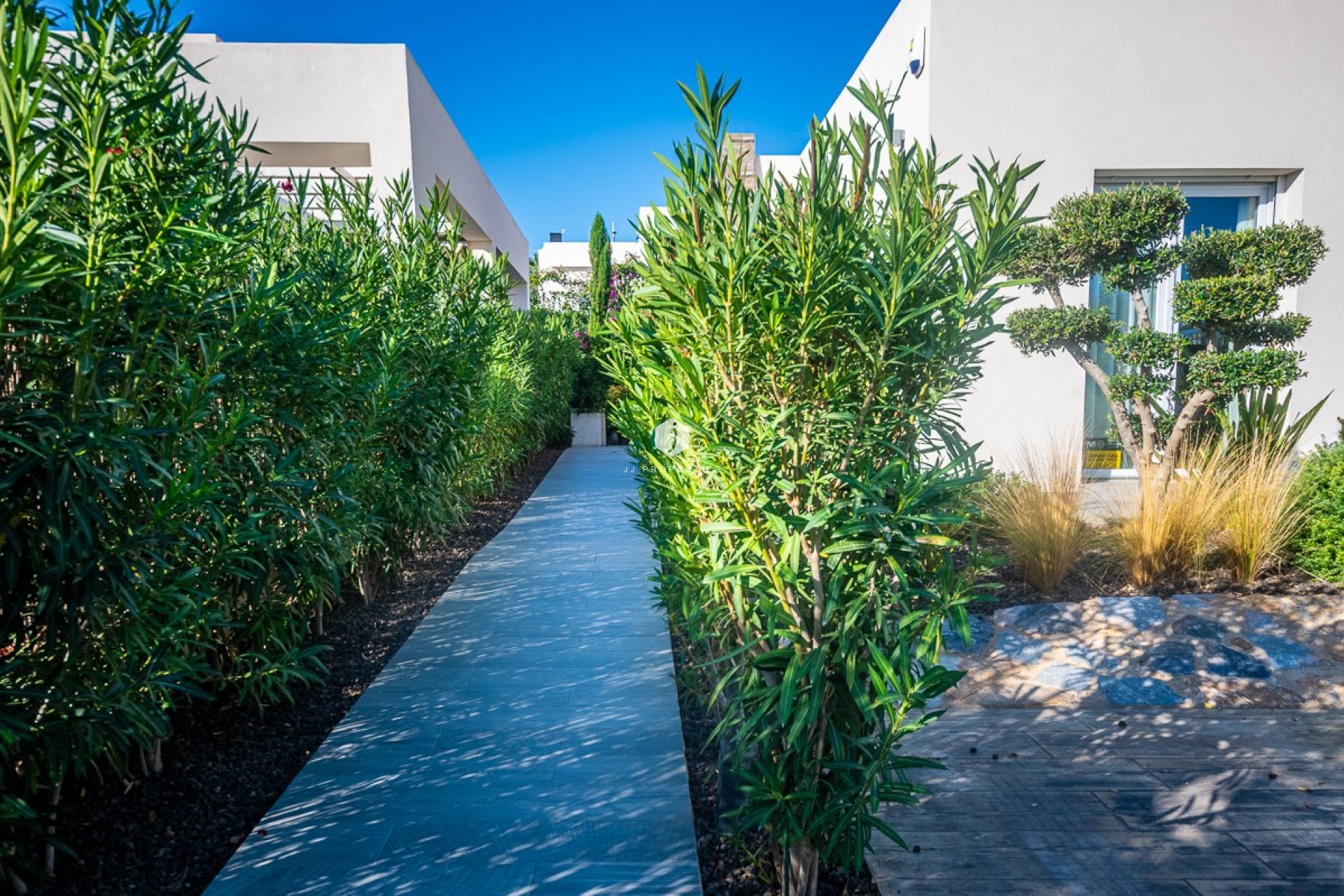 Aus zweiter Hand - Villa -
Algorfa - Inland