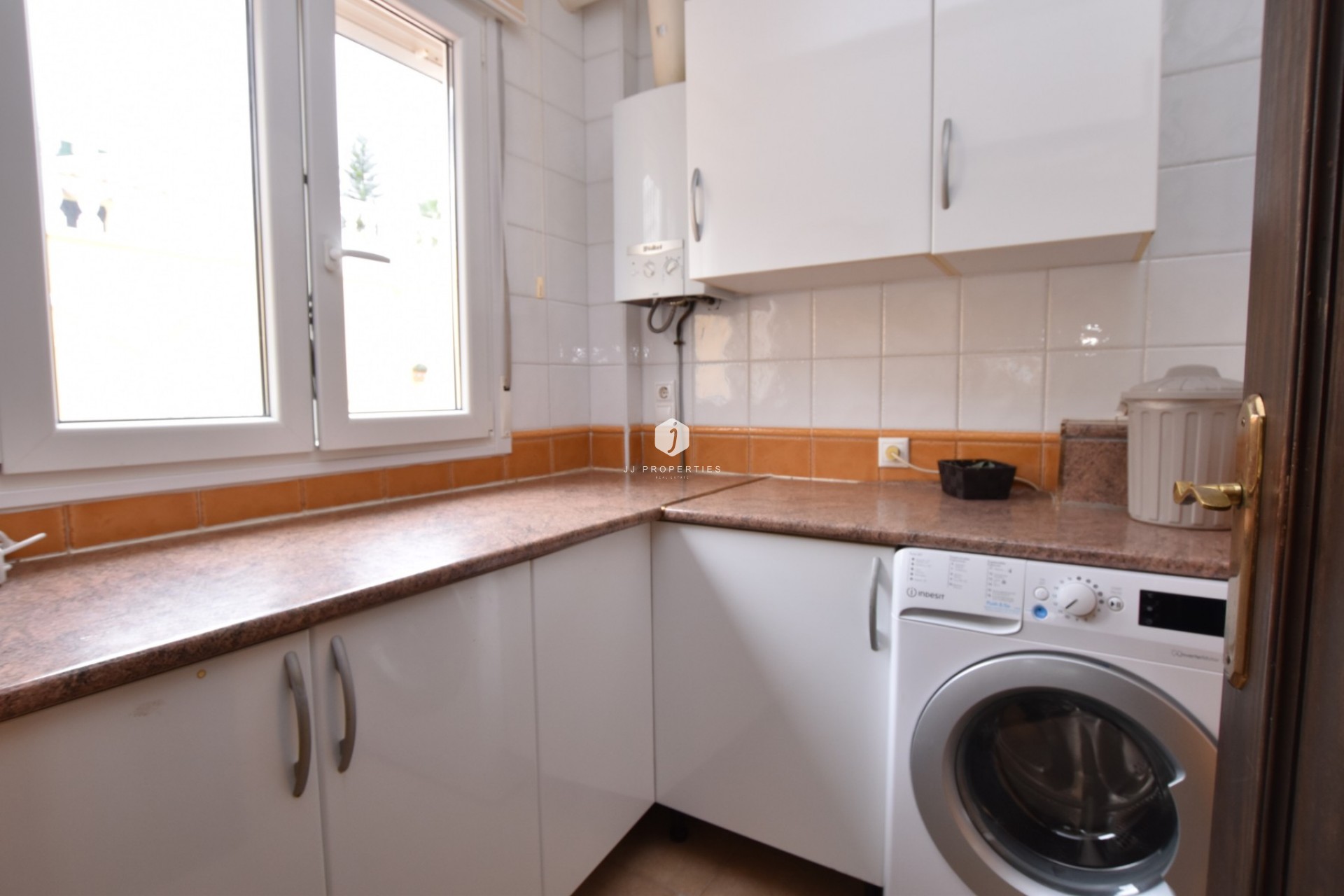 Aus zweiter Hand - Villa -
Algorfa - Inland