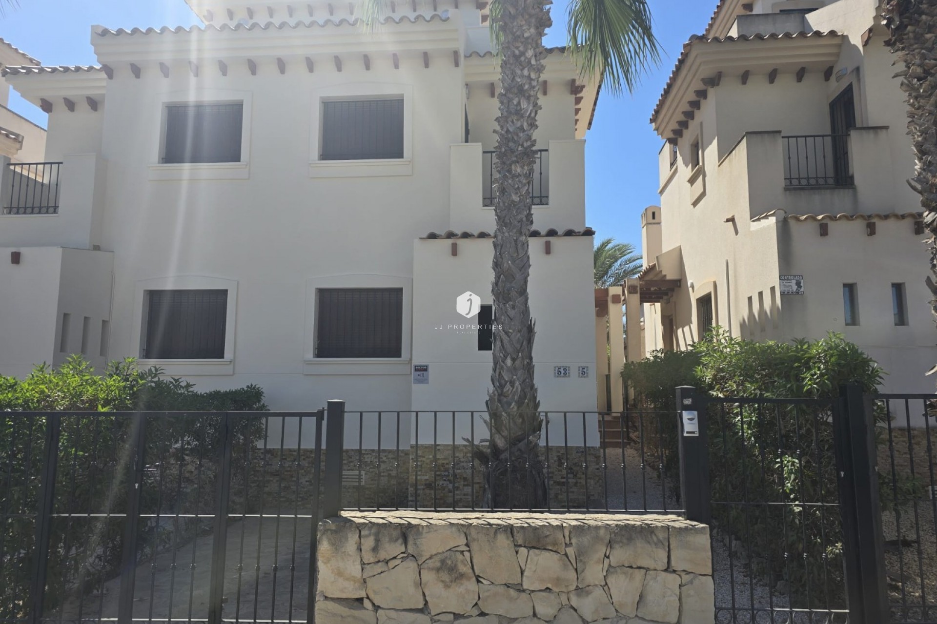 Aus zweiter Hand - Villa -
Algorfa - Inland