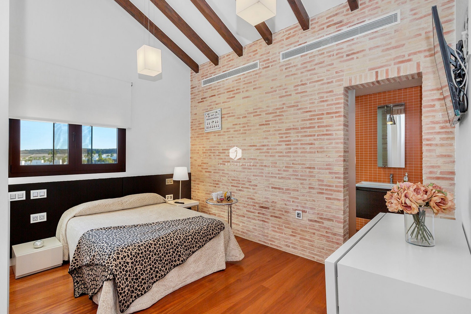 Aus zweiter Hand - Villa -
Algorfa - Inland