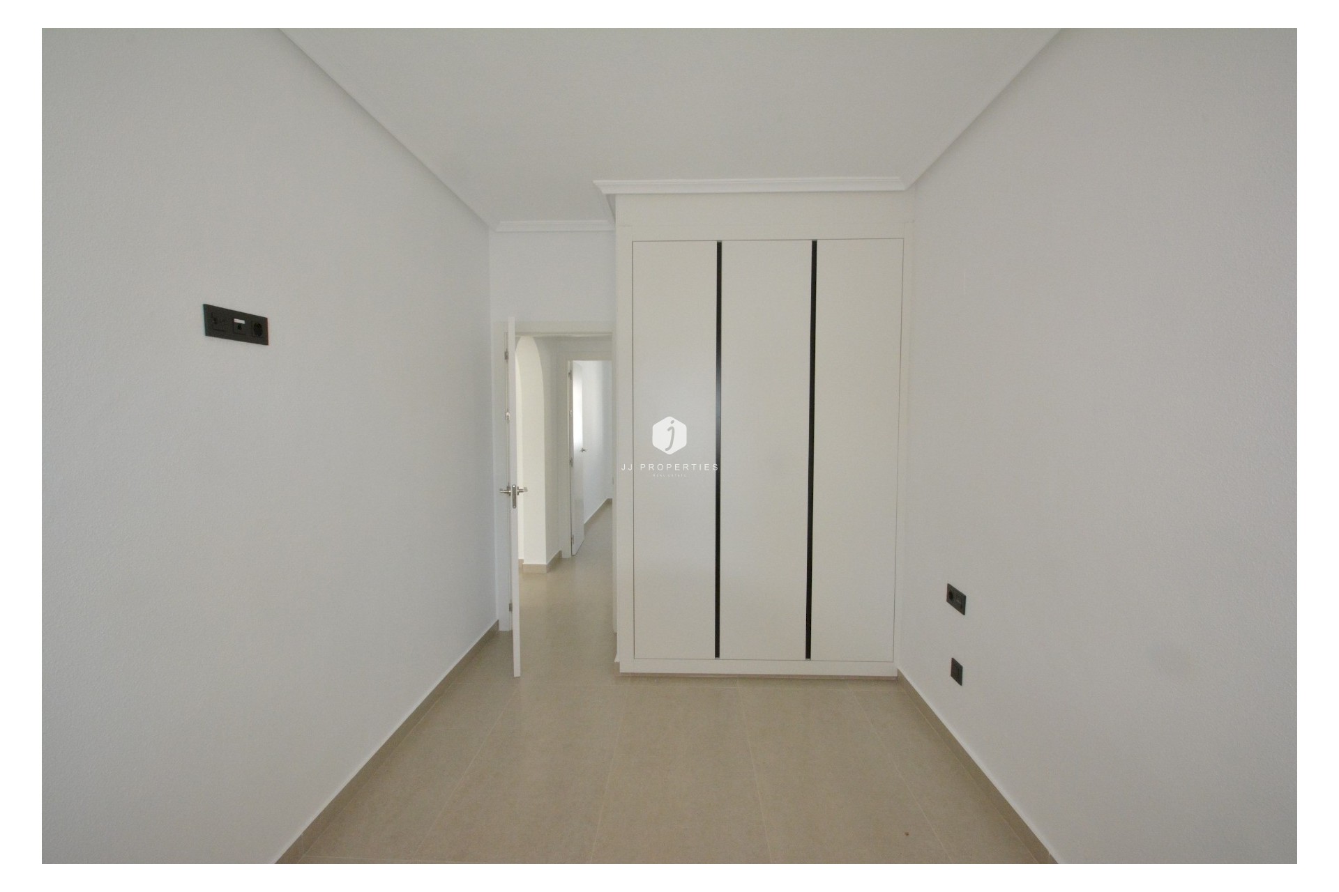 Aus zweiter Hand - Villa -
Algorfa - Inland