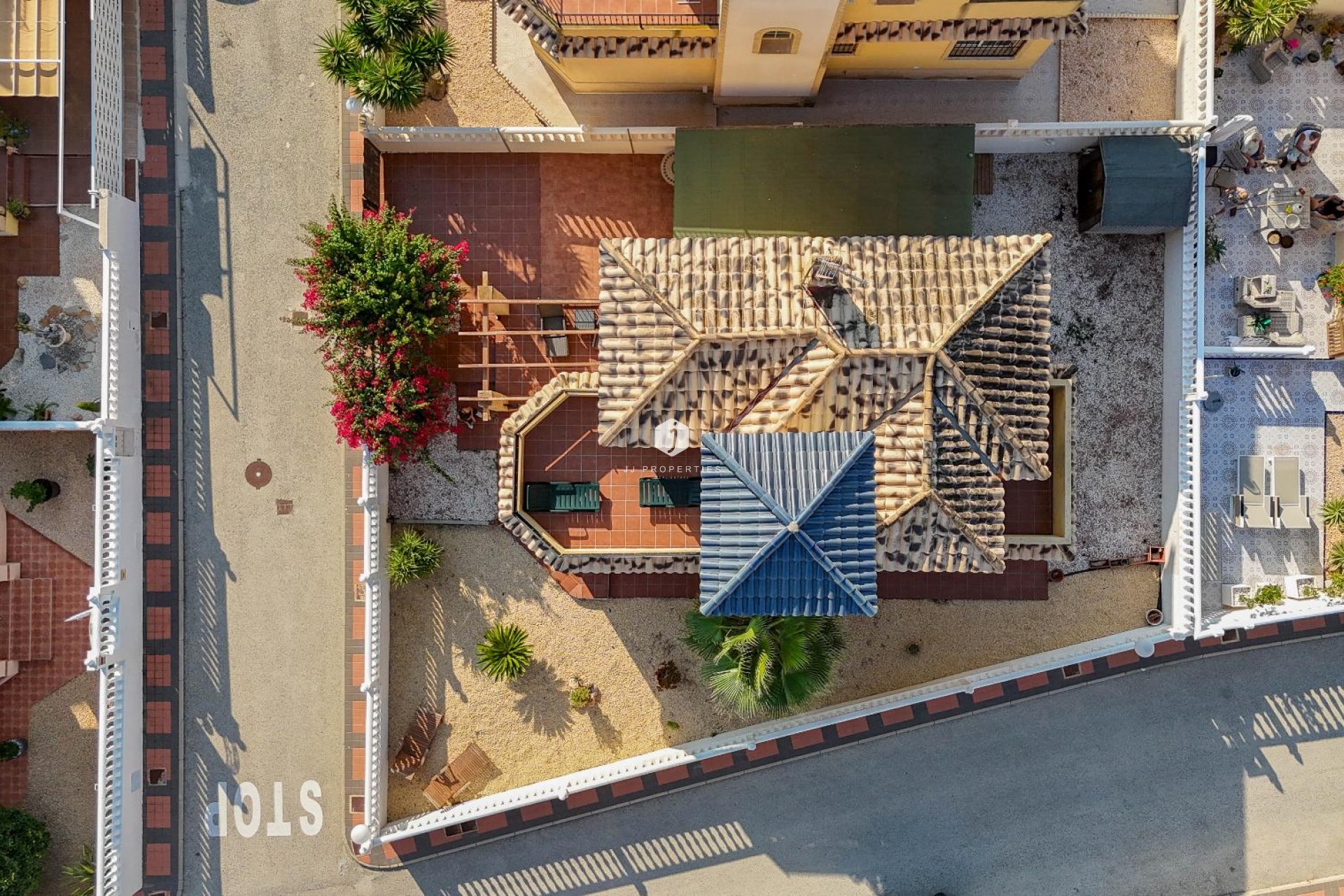 Aus zweiter Hand - Villa -
Algorfa - Inland