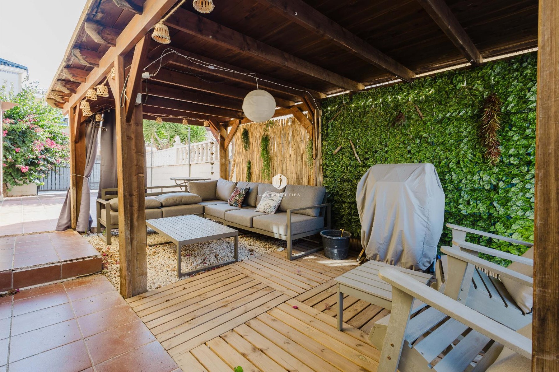 Aus zweiter Hand - Villa -
Algorfa - Inland