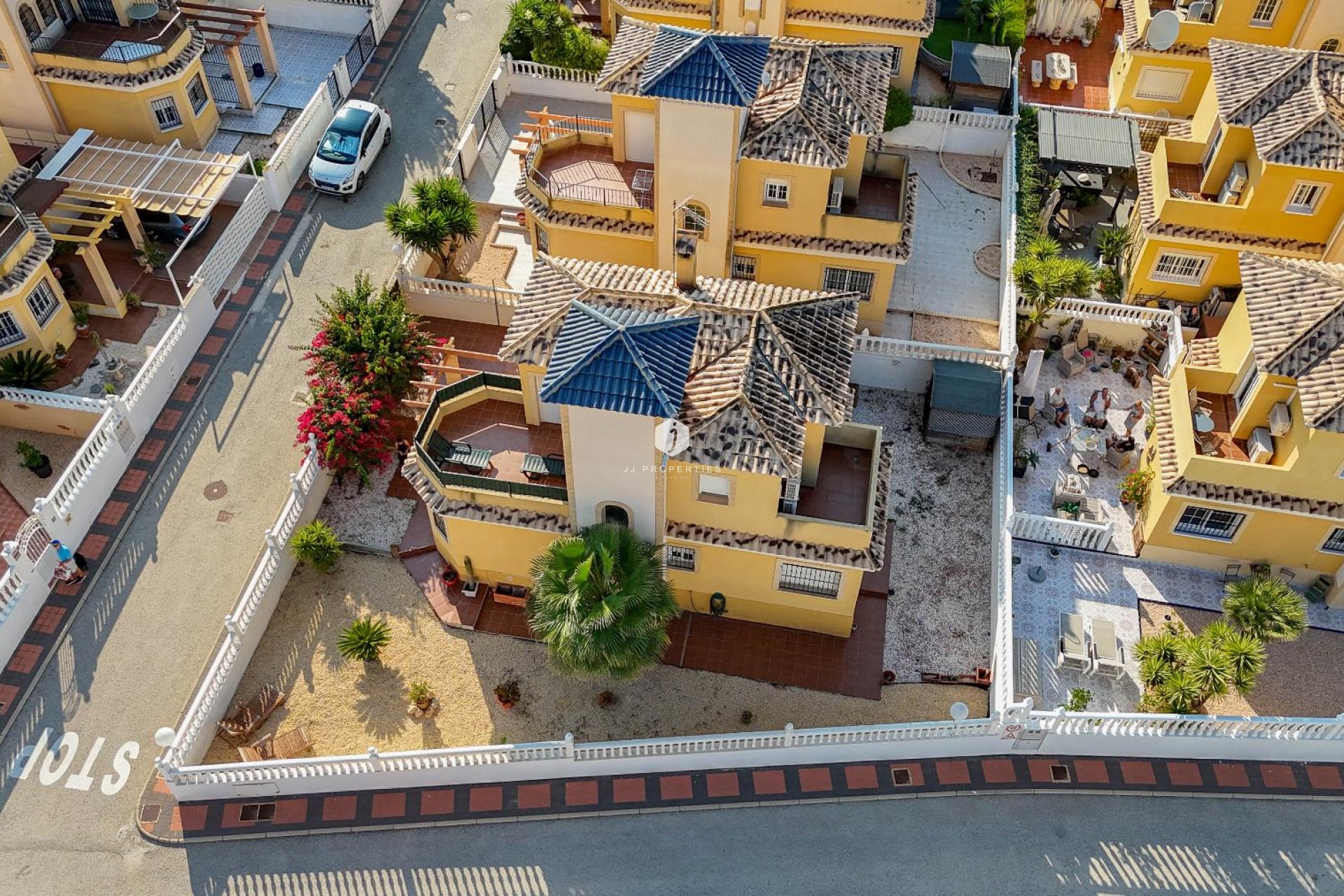 Aus zweiter Hand - Villa -
Algorfa - Inland