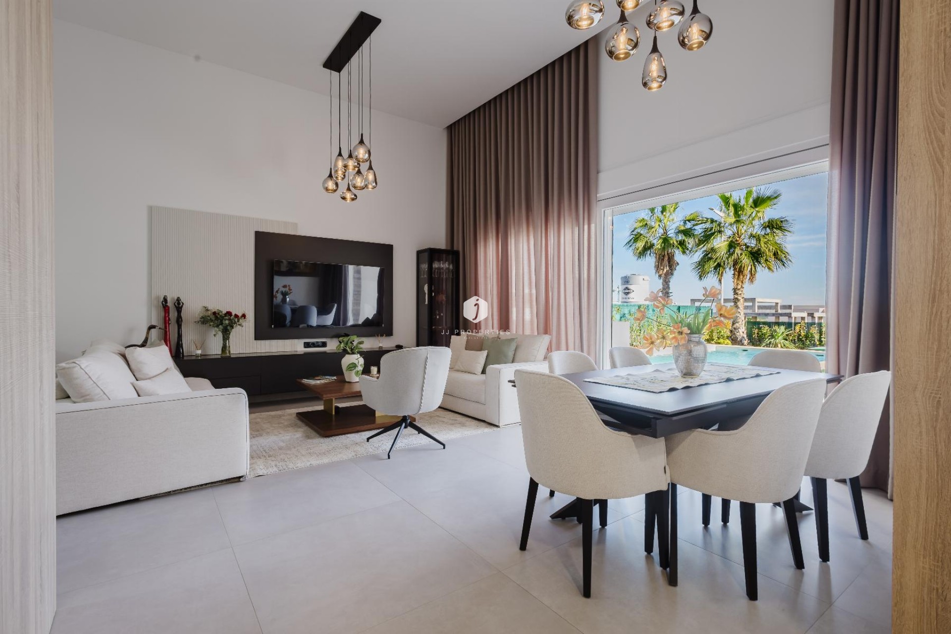 Aus zweiter Hand - Villa -
Algorfa - Inland