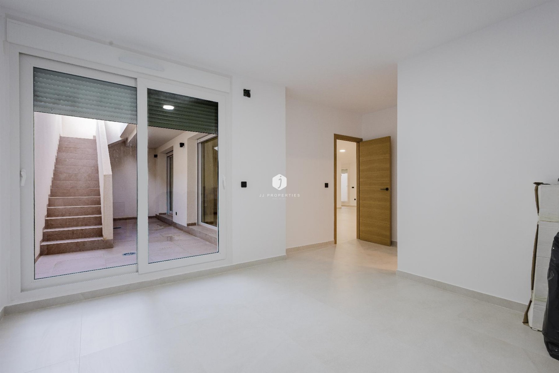 Aus zweiter Hand - Villa -
Algorfa - Inland