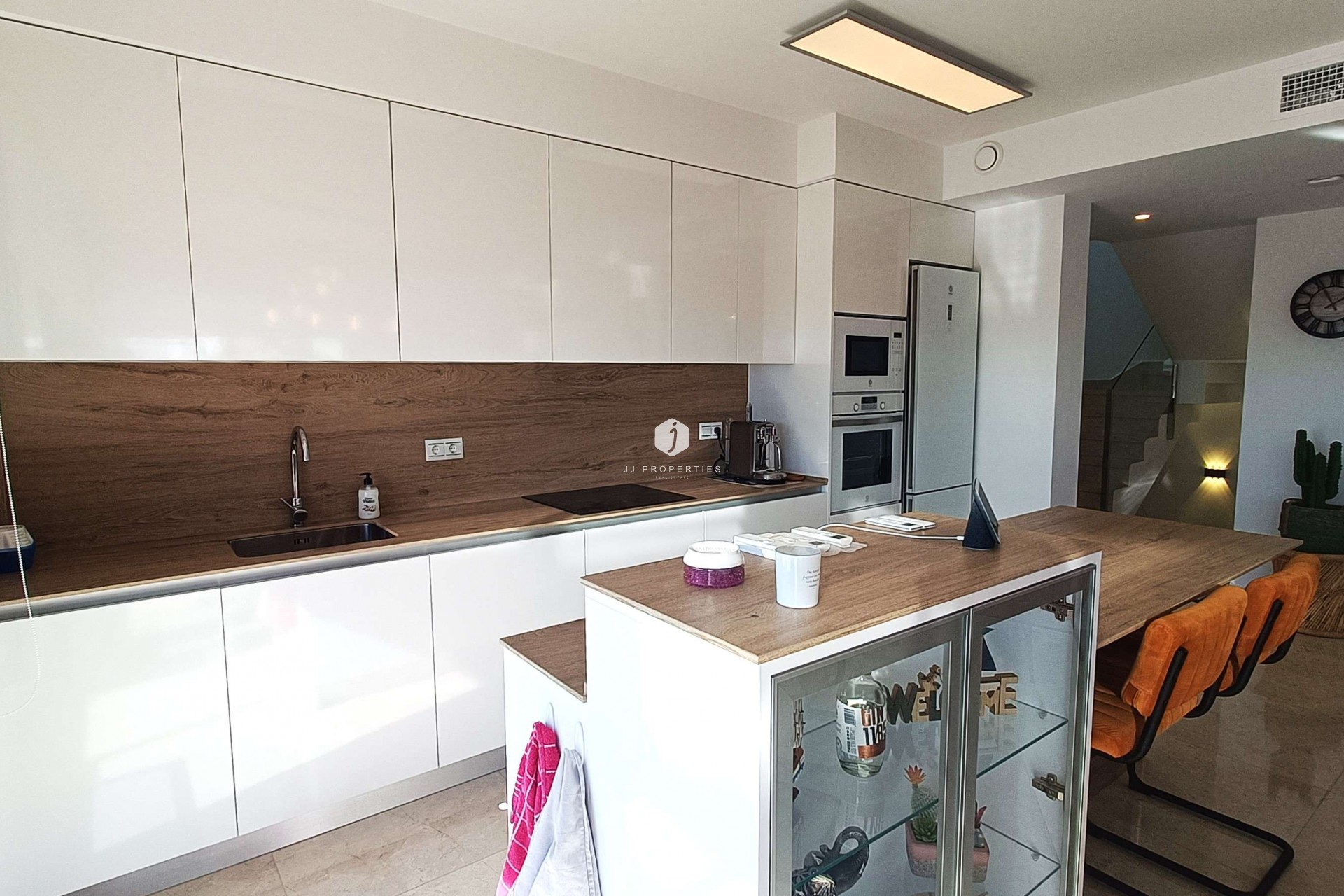 Aus zweiter Hand - Villa -
Algorfa - Inland