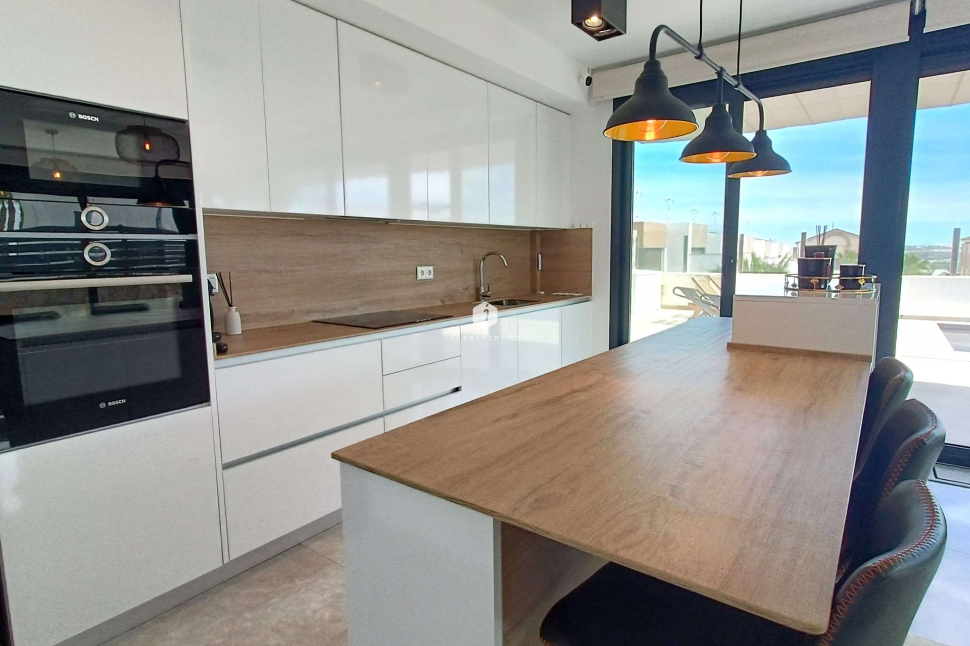 Aus zweiter Hand - Villa -
Algorfa - Inland