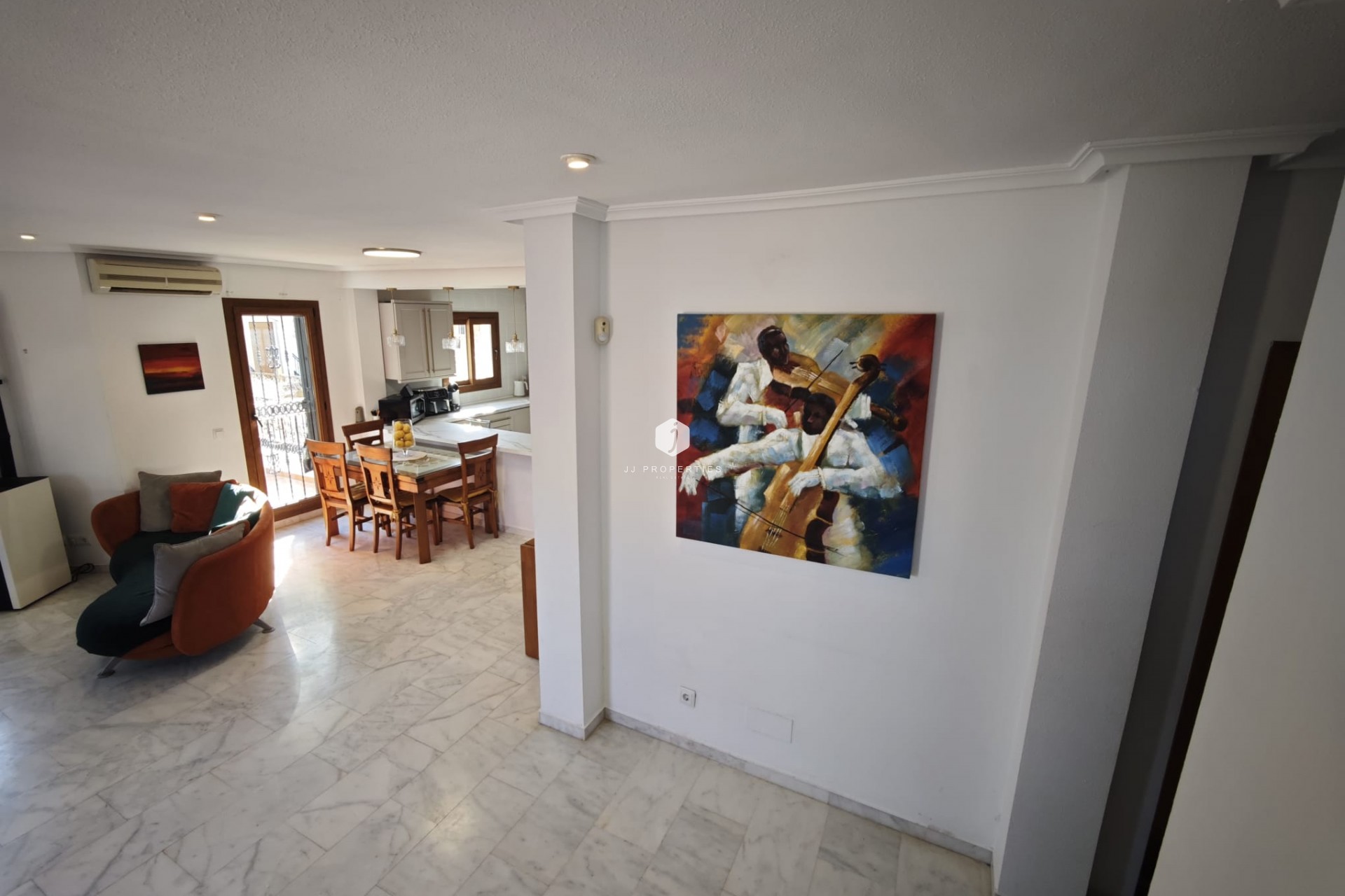 Aus zweiter Hand - Villa -
Algorfa - Inland