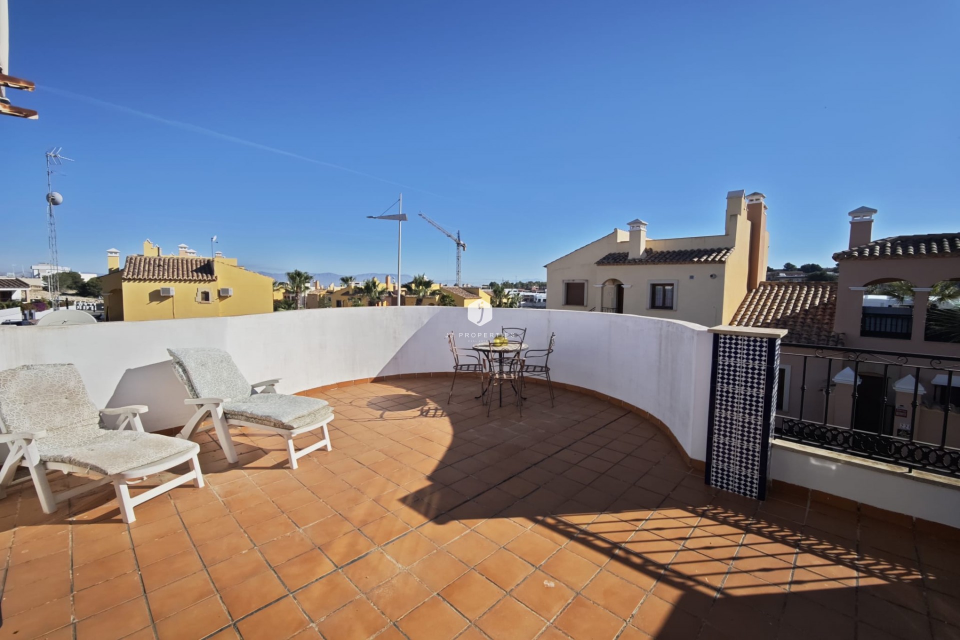 Aus zweiter Hand - Villa -
Algorfa - Inland