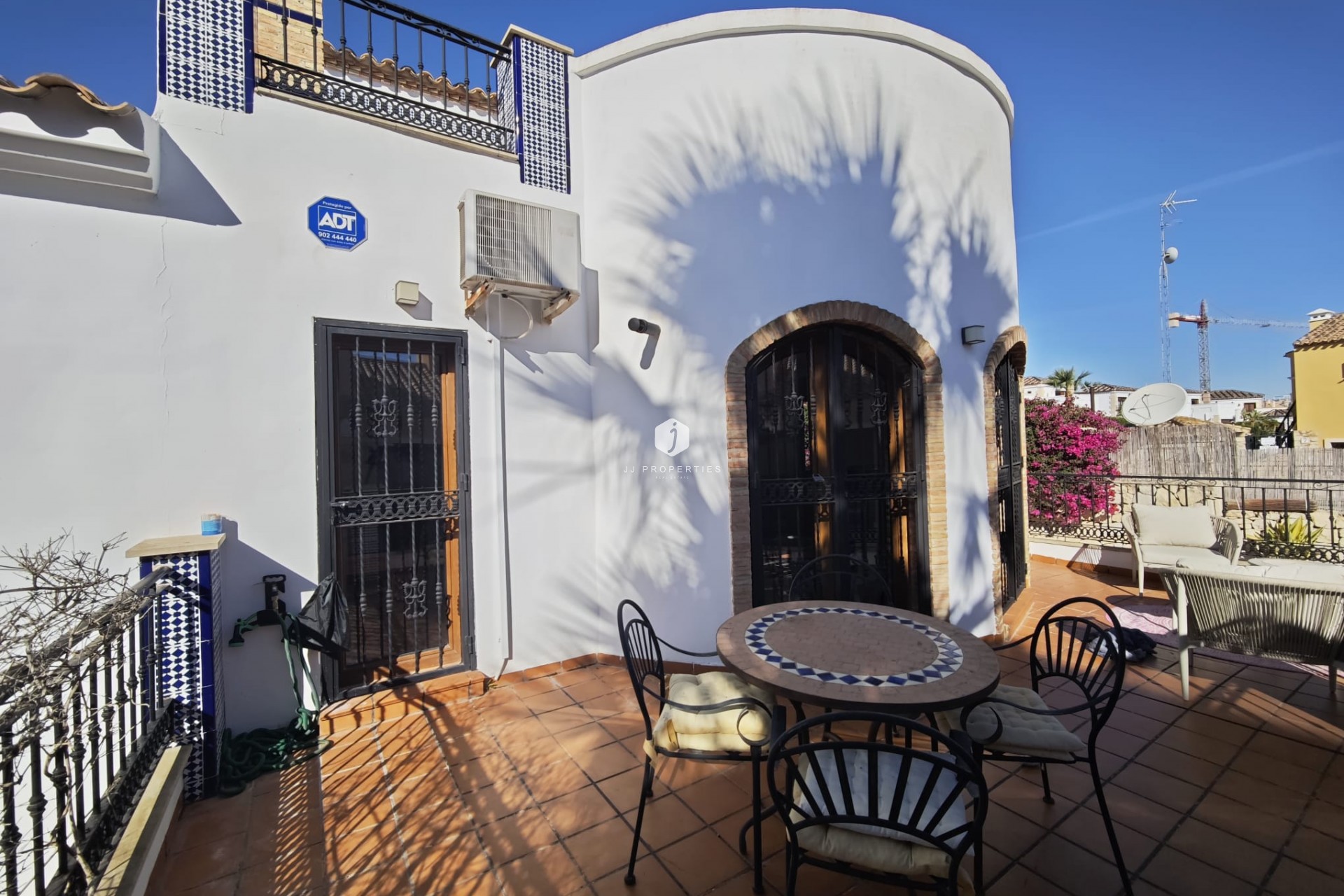 Aus zweiter Hand - Villa -
Algorfa - Inland
