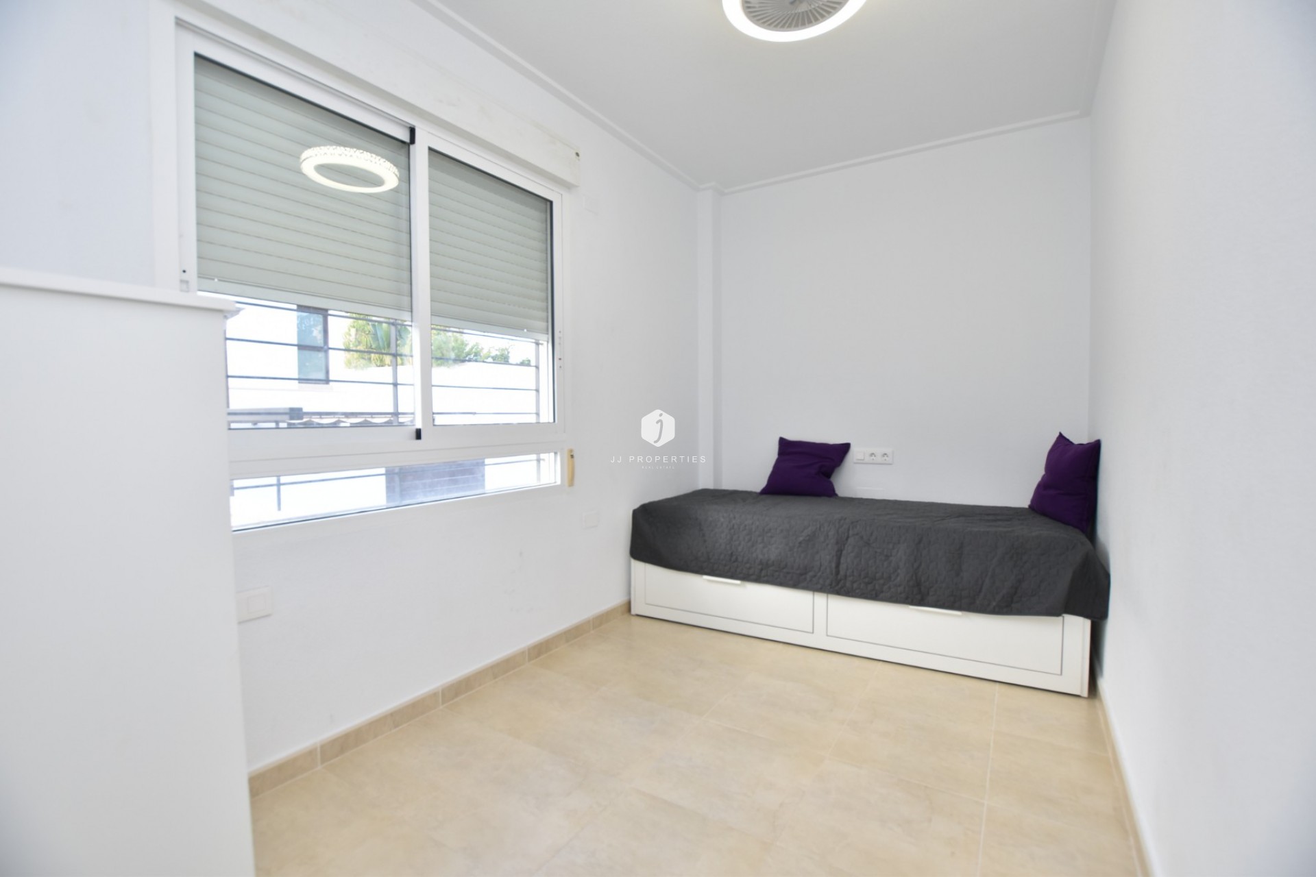 Aus zweiter Hand - Villa -
Algorfa - Inland