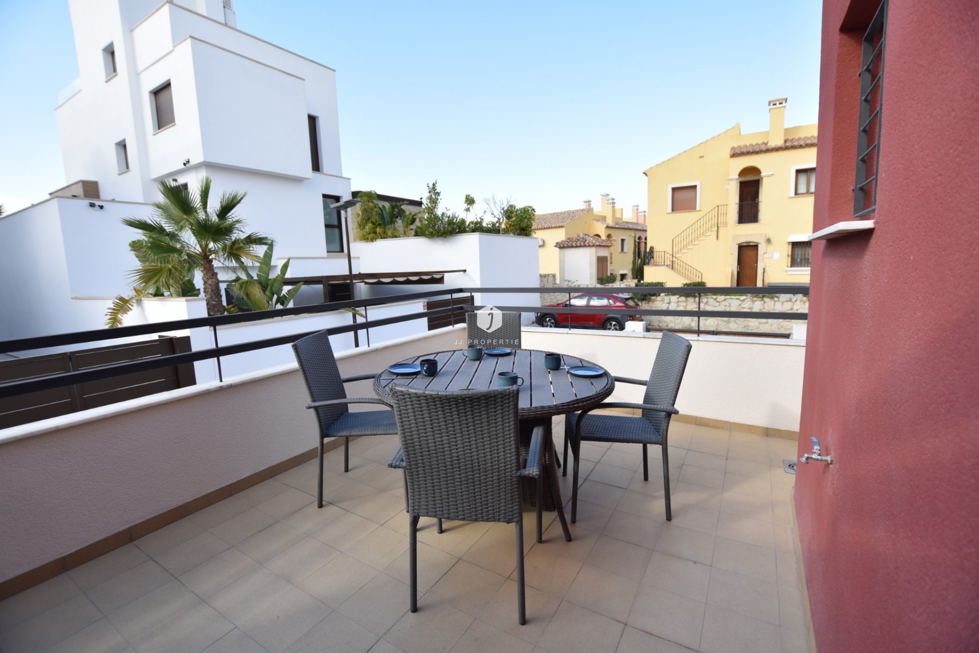 Aus zweiter Hand - Villa -
Algorfa - Inland