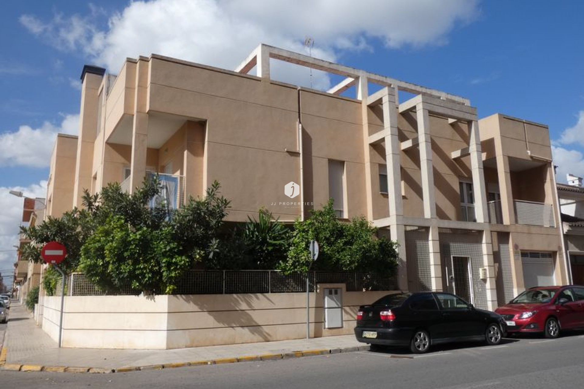 Aus zweiter Hand - Villa -
Almoradí - Inland