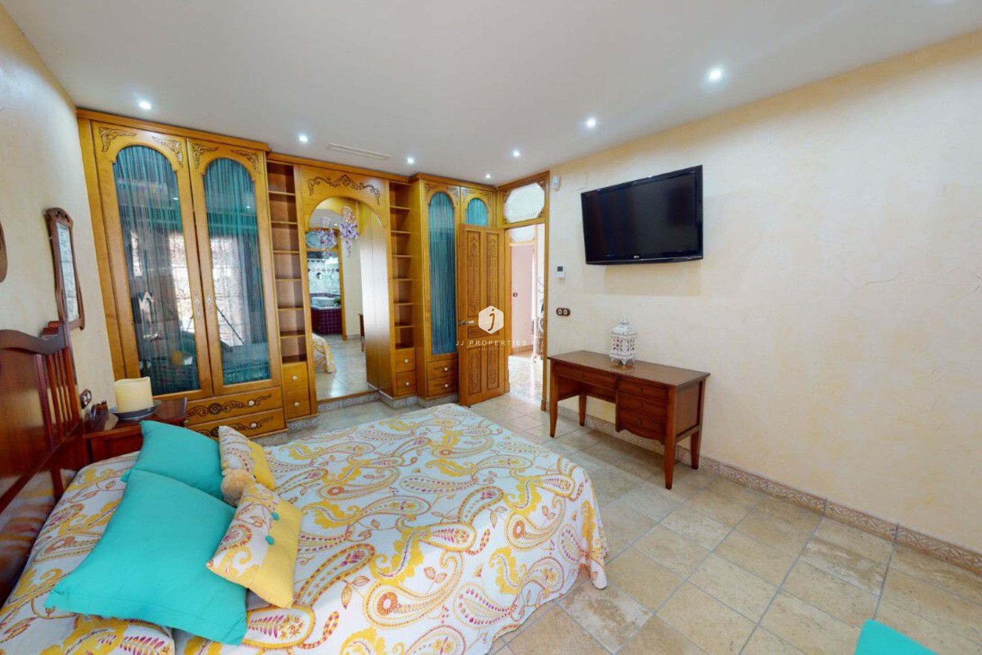 Aus zweiter Hand - Villa -
Almoradí - Inland