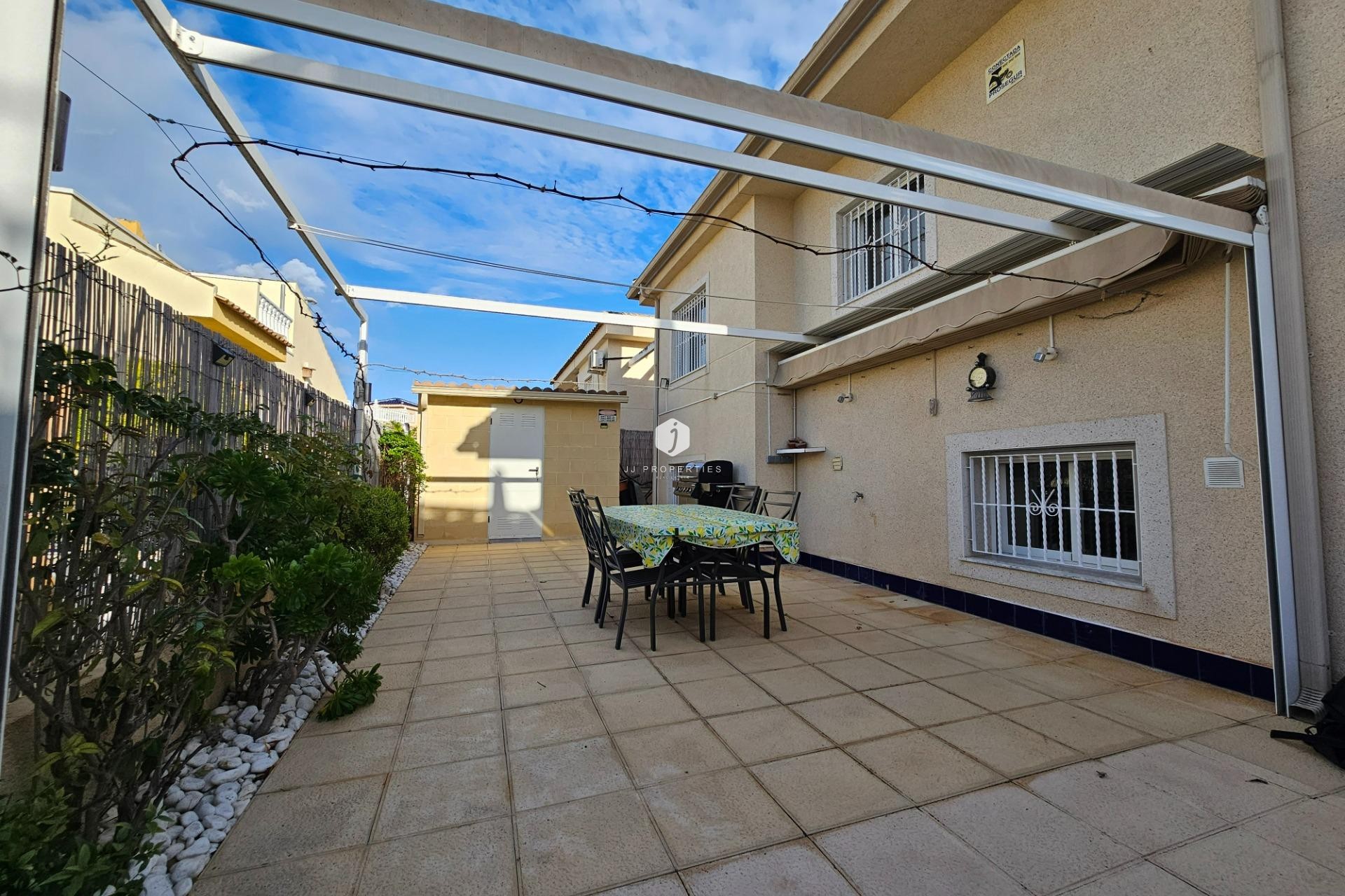 Aus zweiter Hand - Villa -
Benijofar - Benimar 3