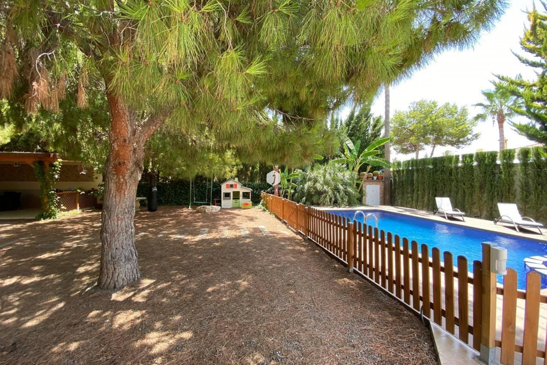 Aus zweiter Hand - Villa -
Benijofar - Ciudad Quesada