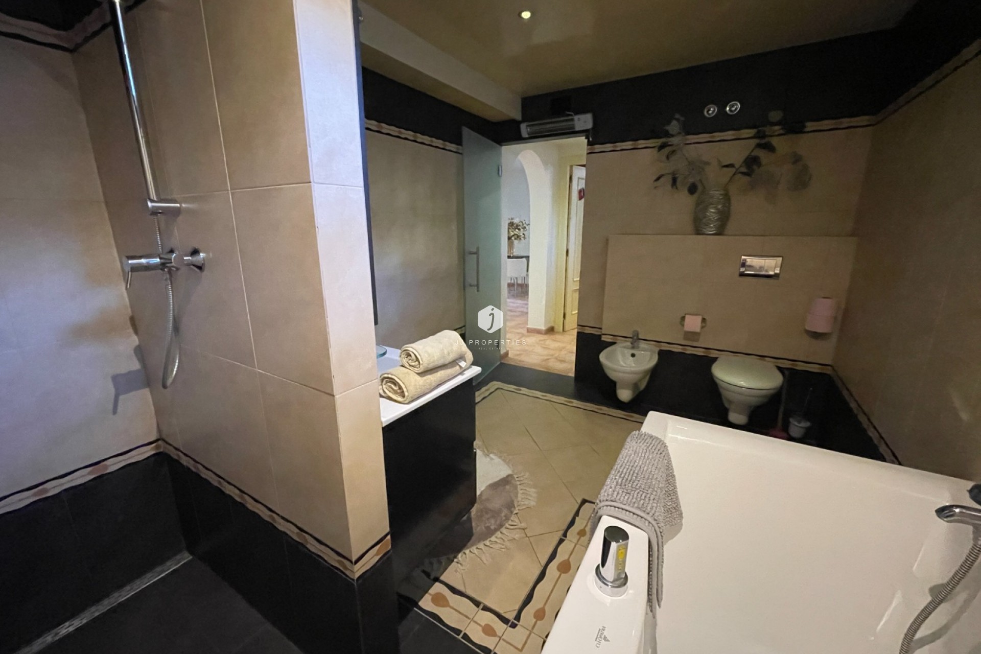 Aus zweiter Hand - Villa -
Benijofar - Costa Blanca