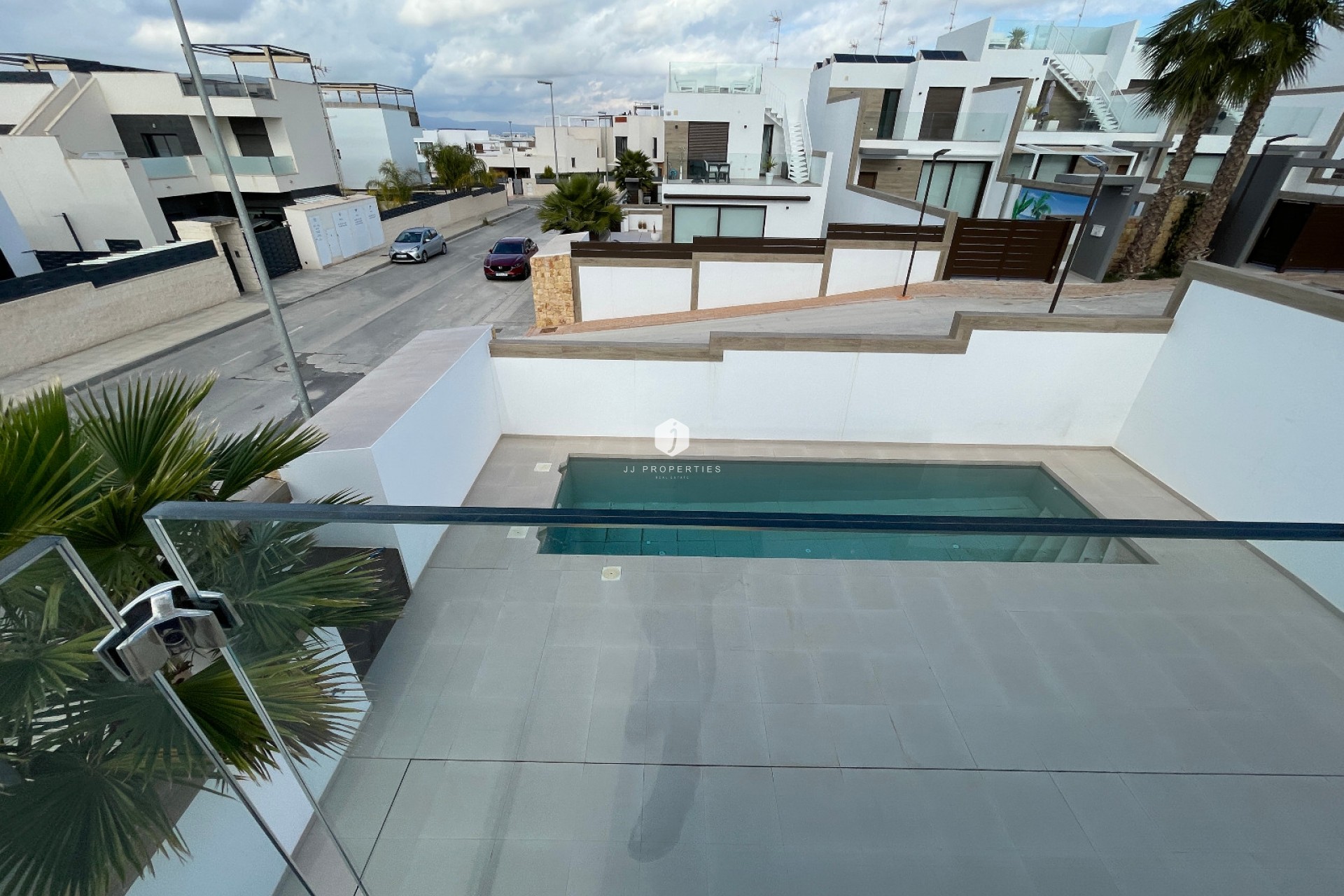 Aus zweiter Hand - Villa -
Benijofar - Costa Blanca