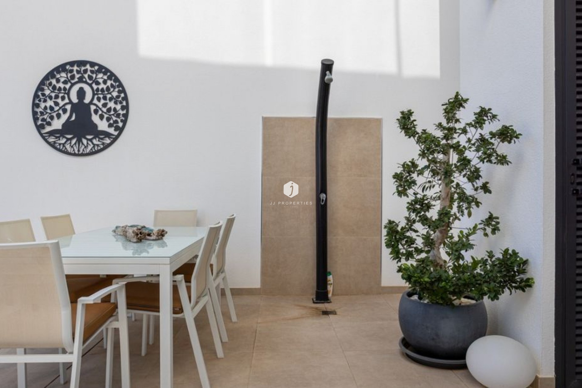 Aus zweiter Hand - Villa -
Benijofar - Costa Blanca