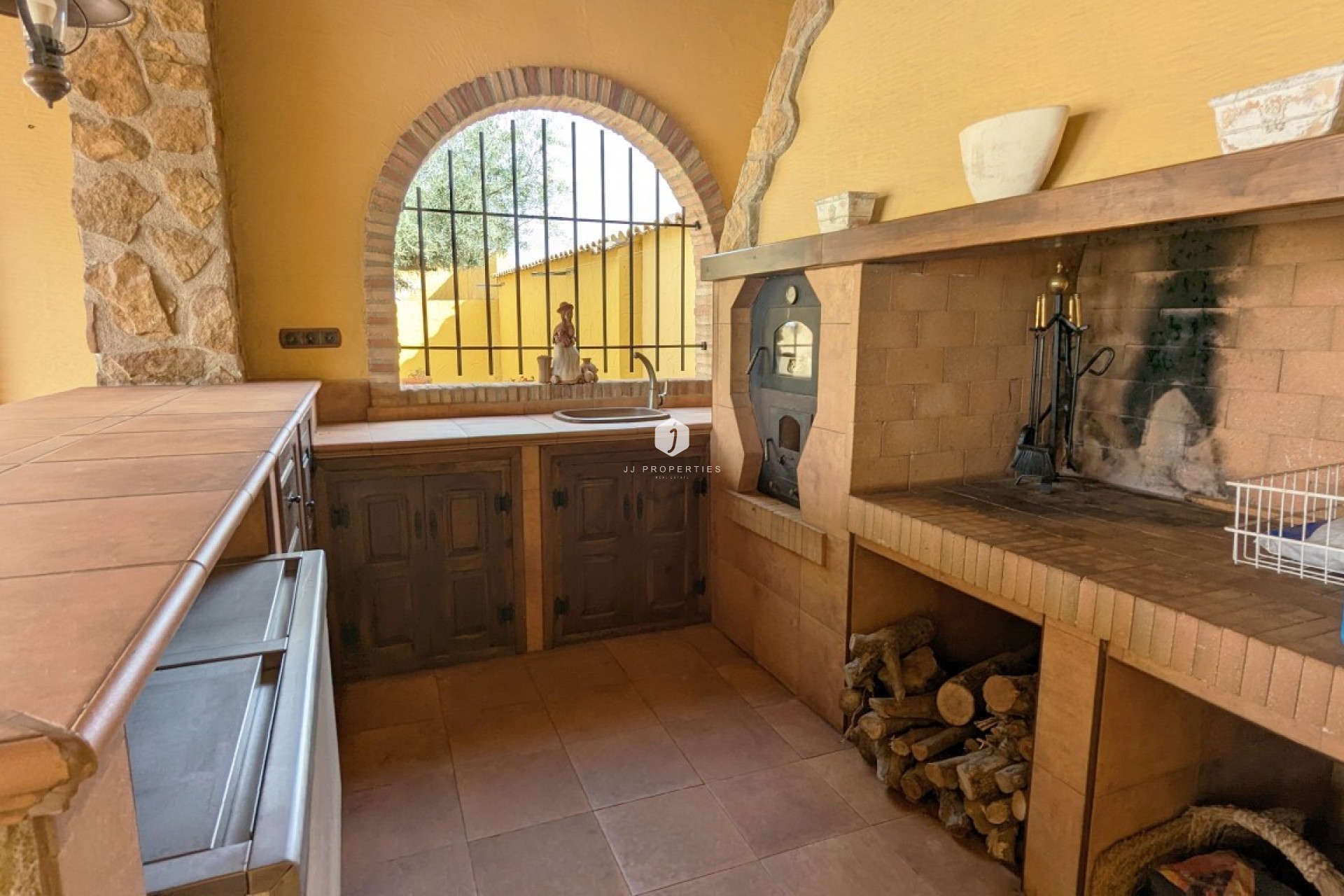 Aus zweiter Hand - Villa -
Bigastro - Inland