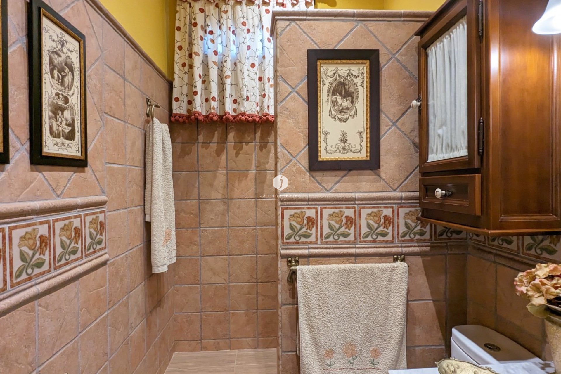 Aus zweiter Hand - Villa -
Bigastro - Inland