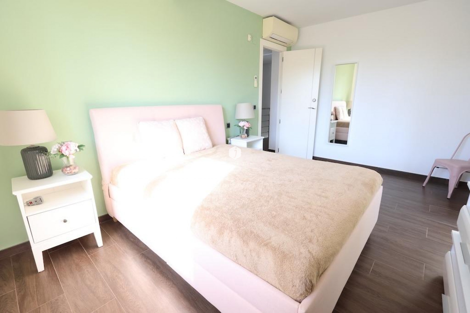 Aus zweiter Hand - Villa -
Cabo Roig - Costa Blanca