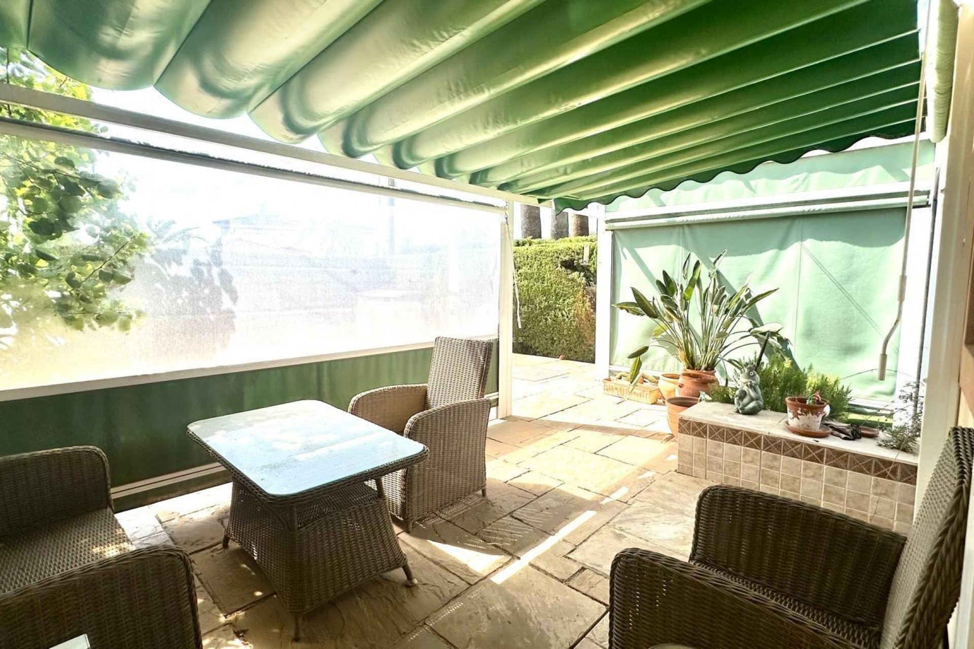 Aus zweiter Hand - Villa -
Cabo Roig - Costa Blanca